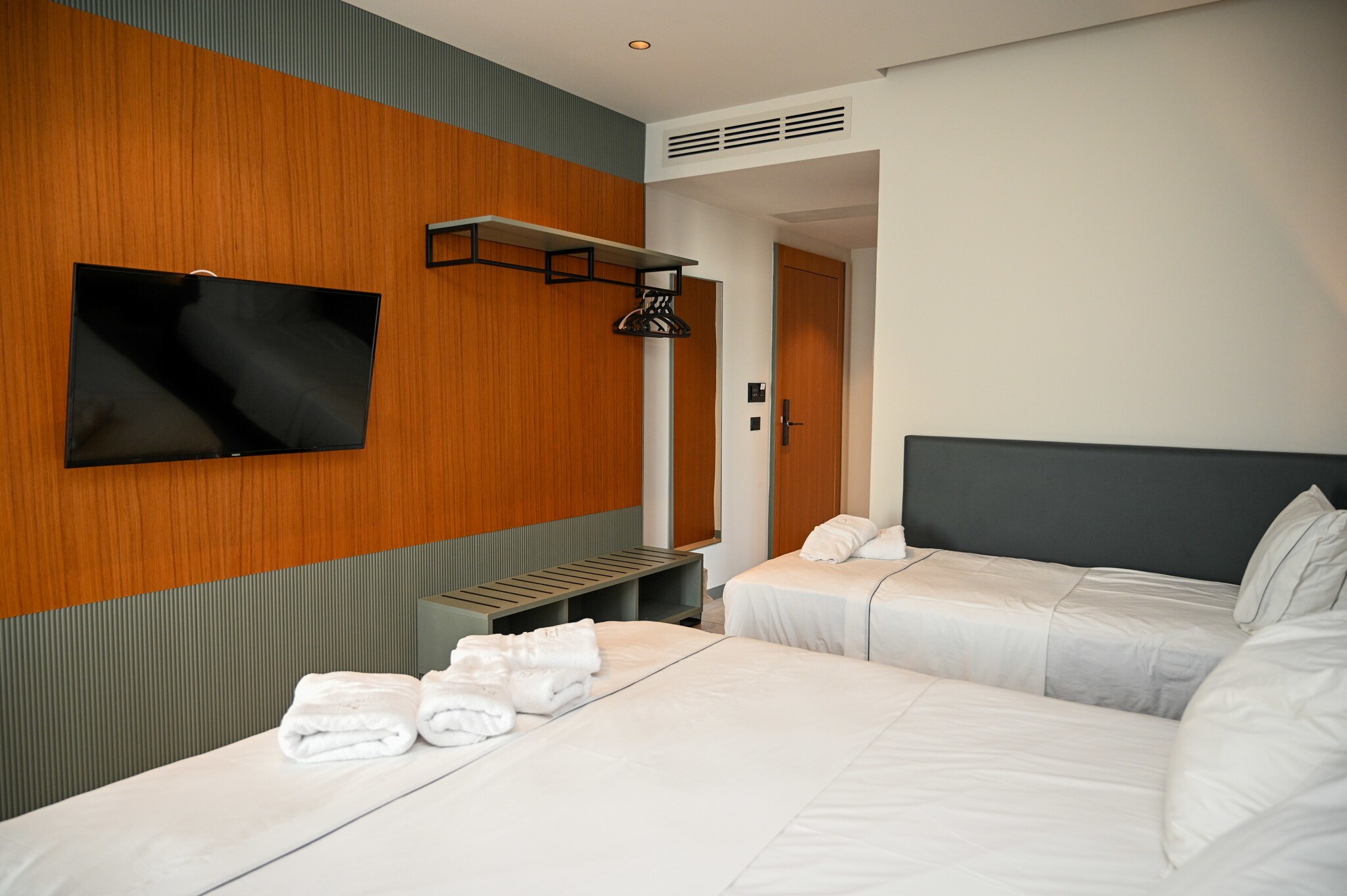 Room Three Beds