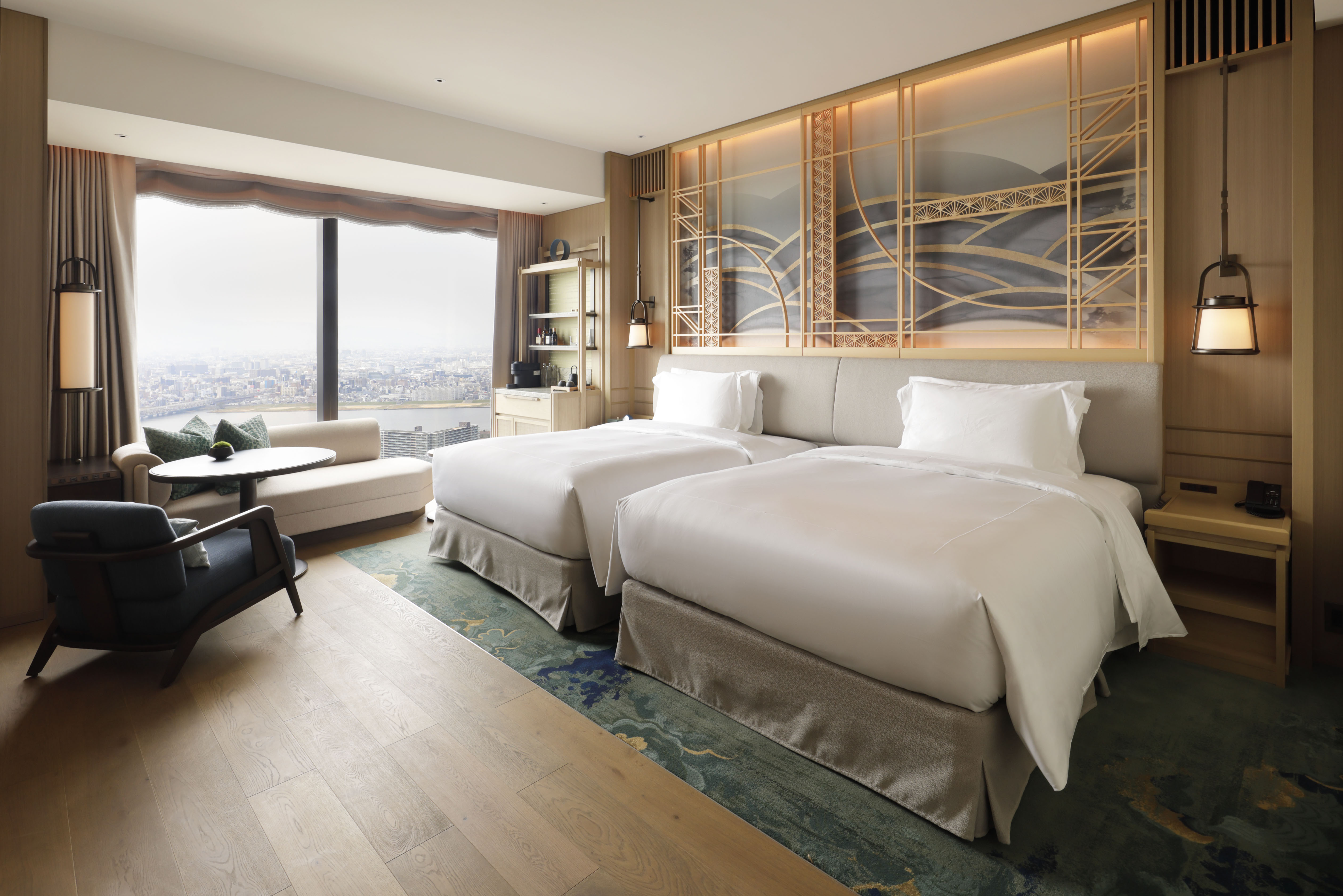 Double or Twin Two Queen Beds Premium