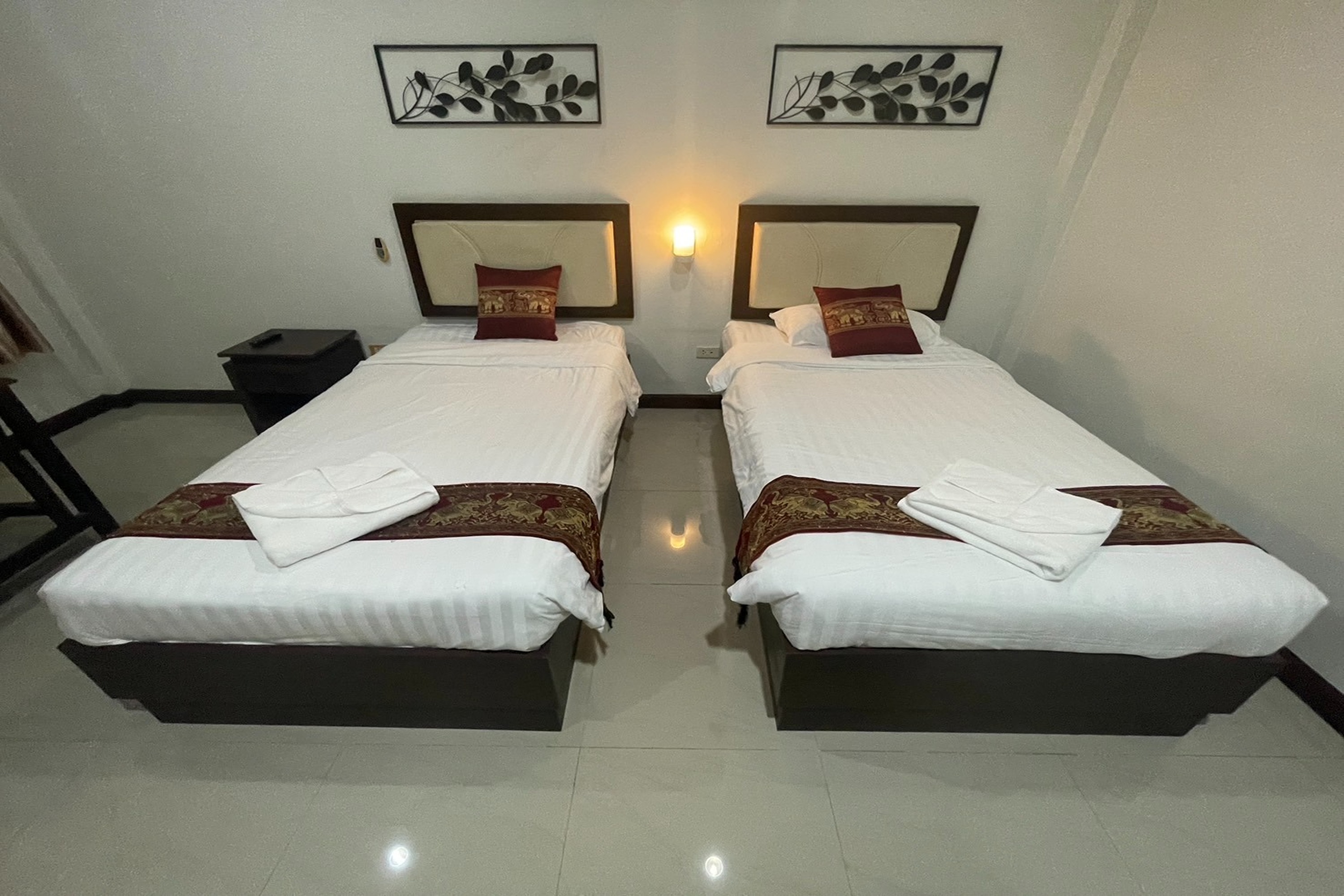 Bungalow Garden View