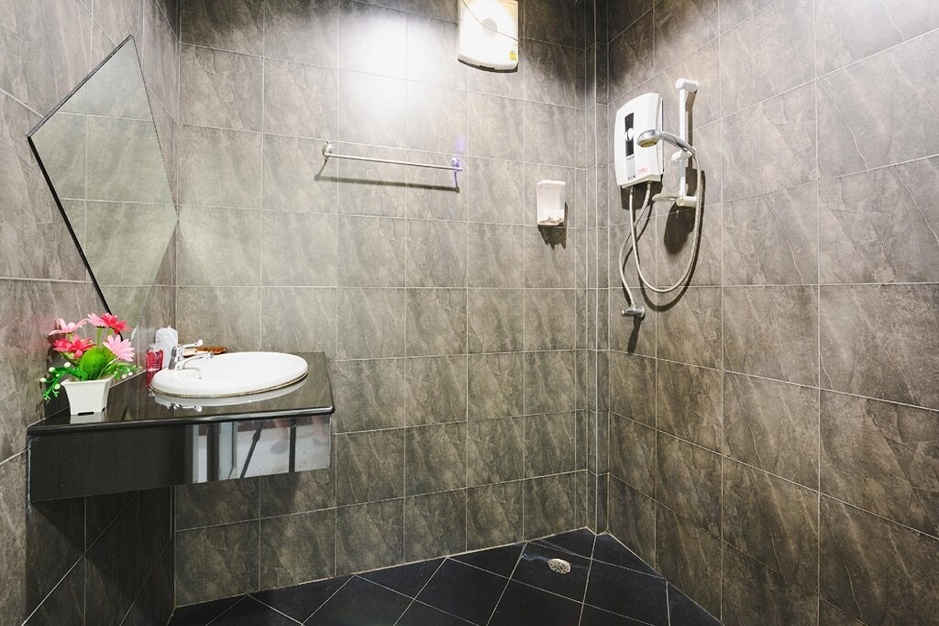 Bungalow Garden View