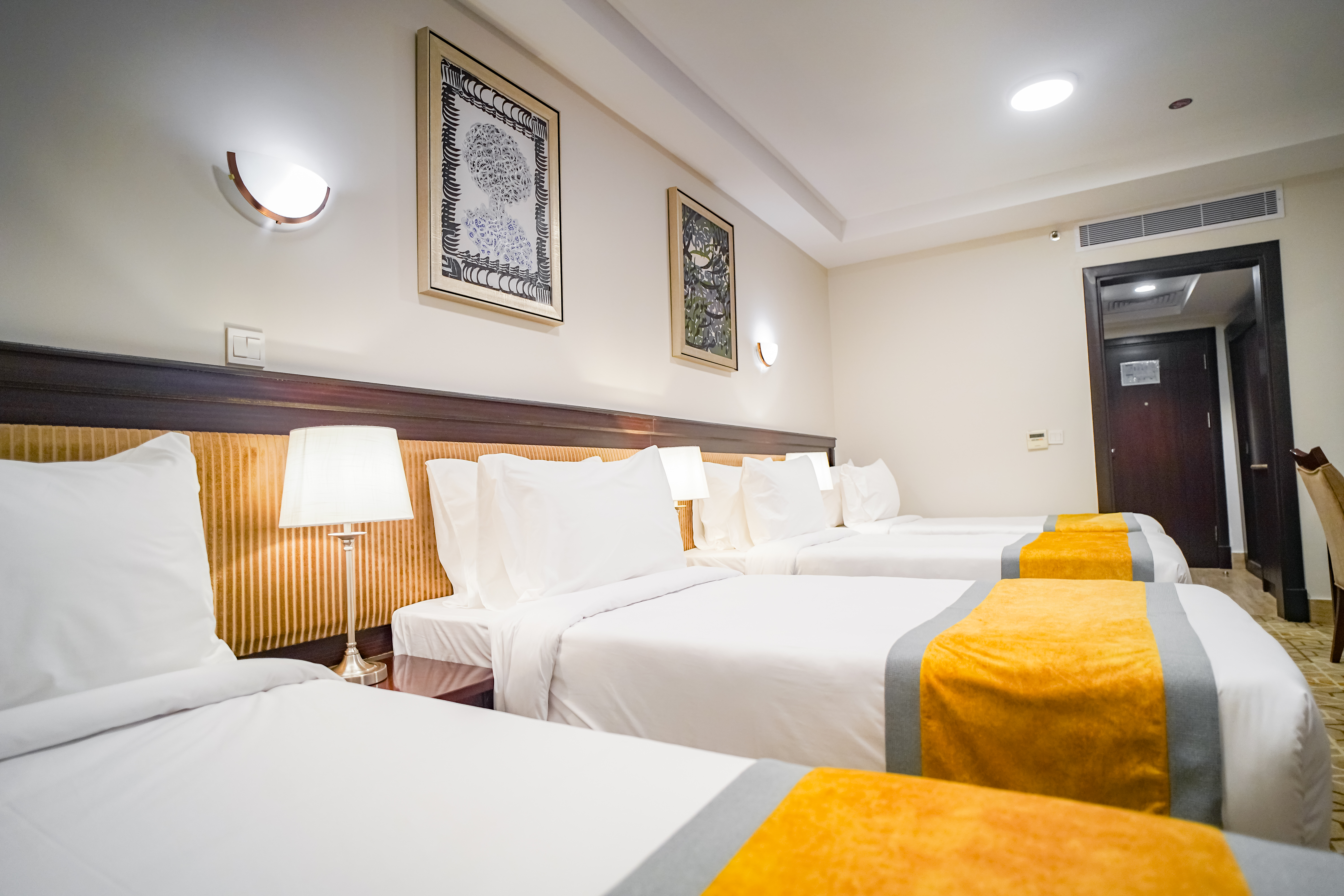 Quadruple Two Bedrooms