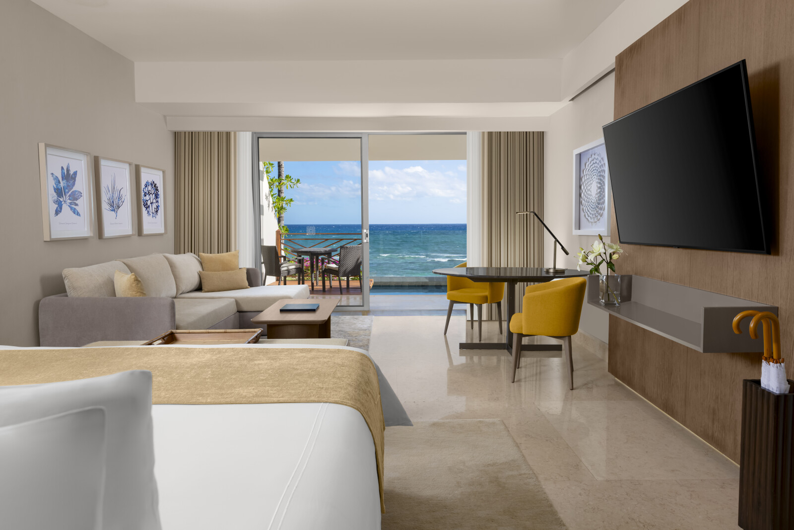 Suite Deluxe Ocean Front with Terrace