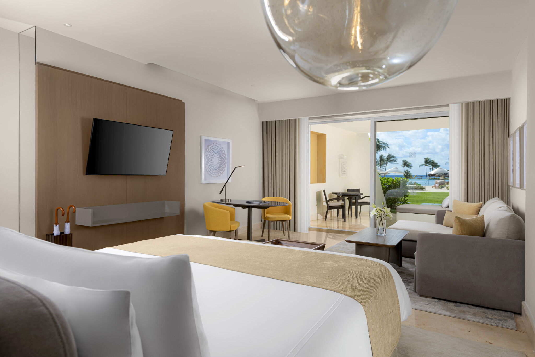 Suite Ocean View King Bed