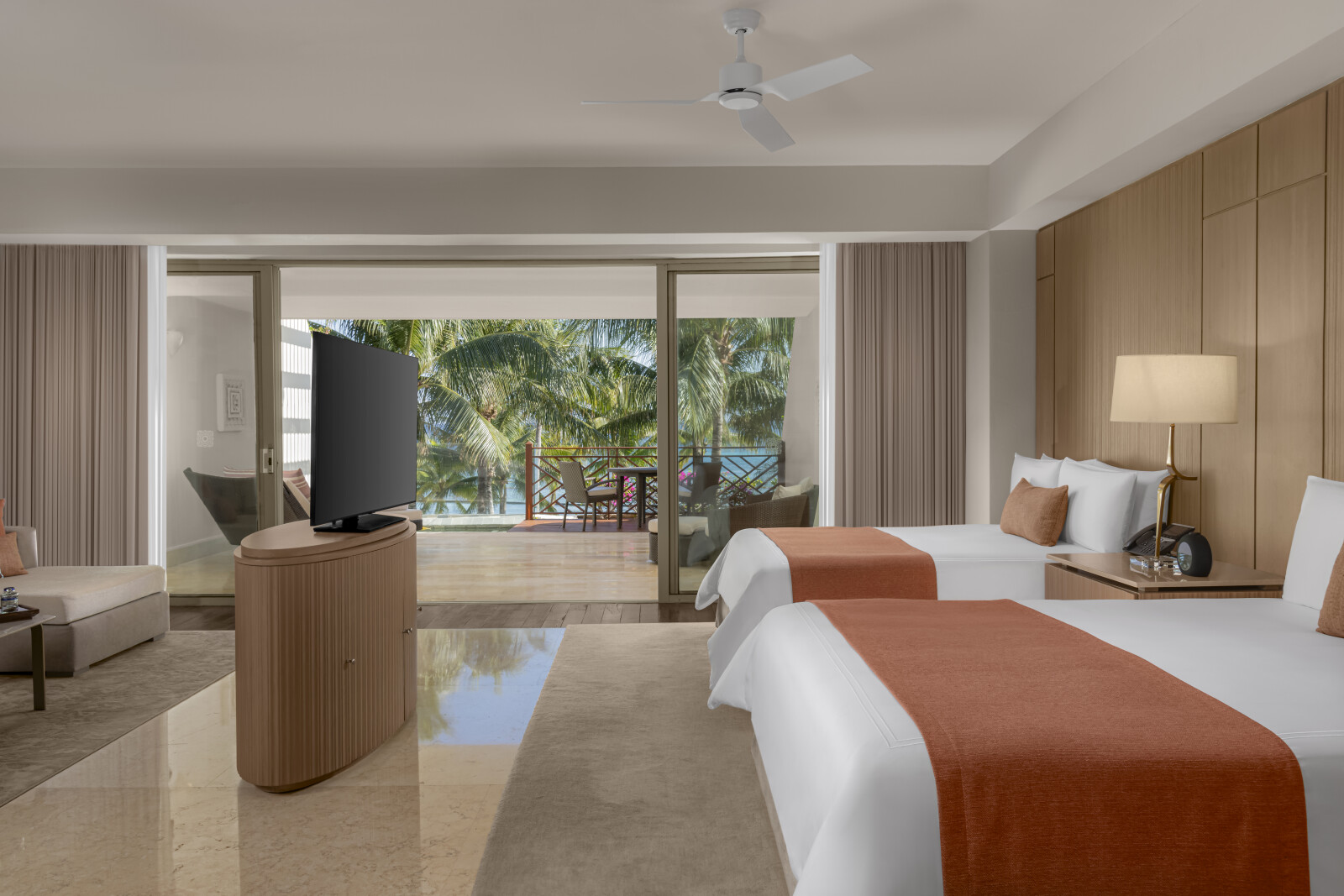 Suite Deluxe Ocean Front with Terrace