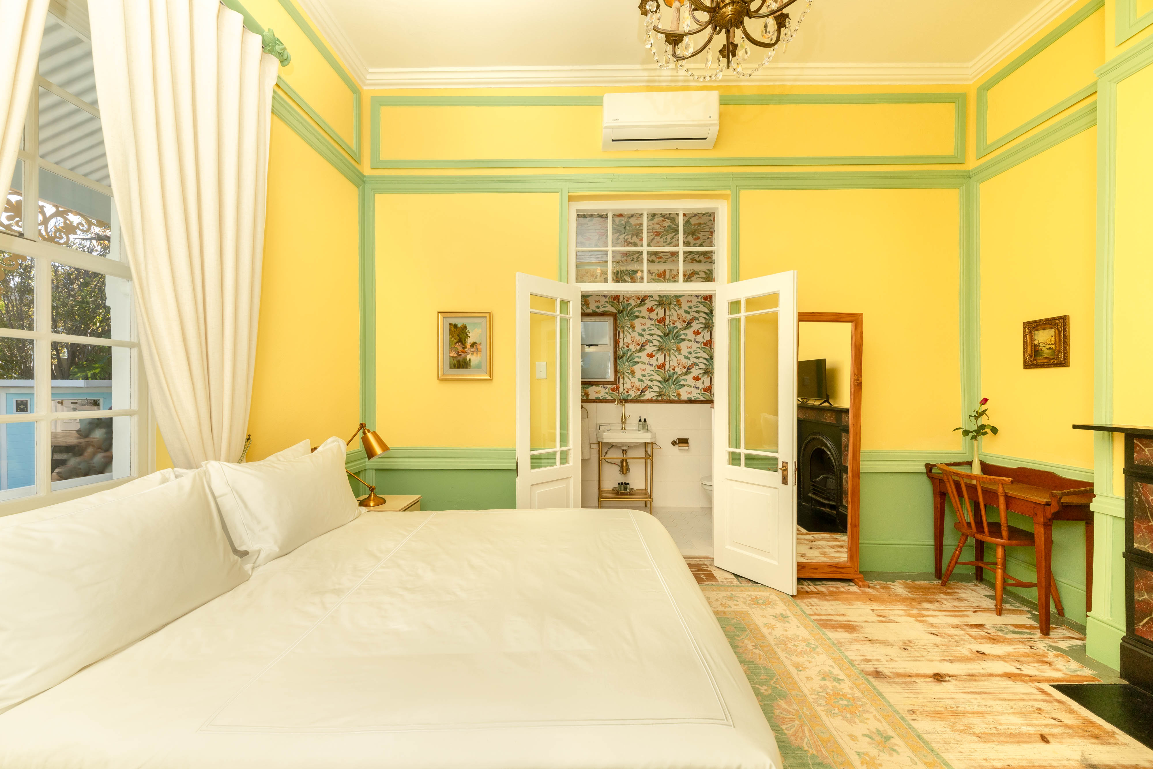 Double Deluxe Pool View