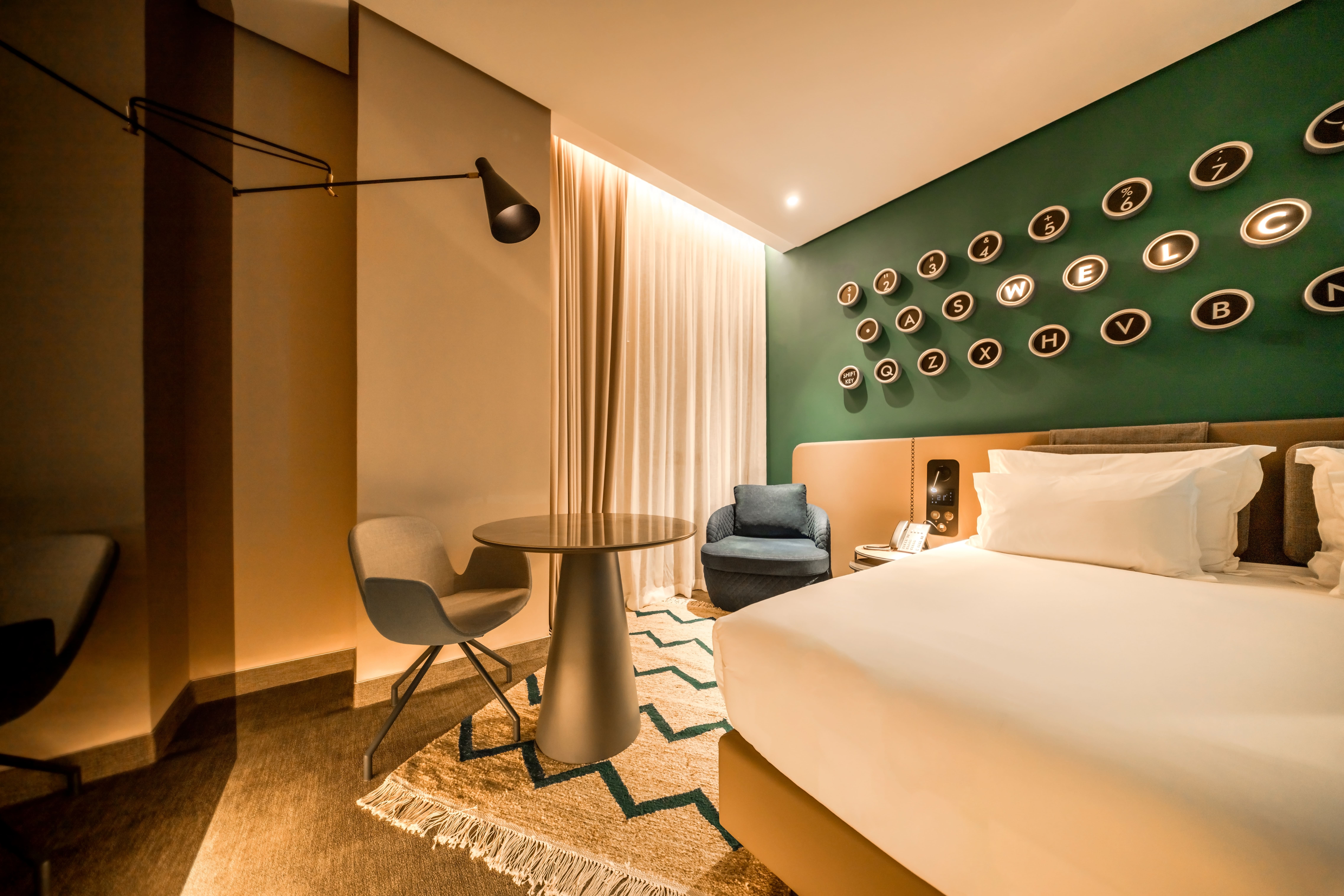 Double Superior with Views