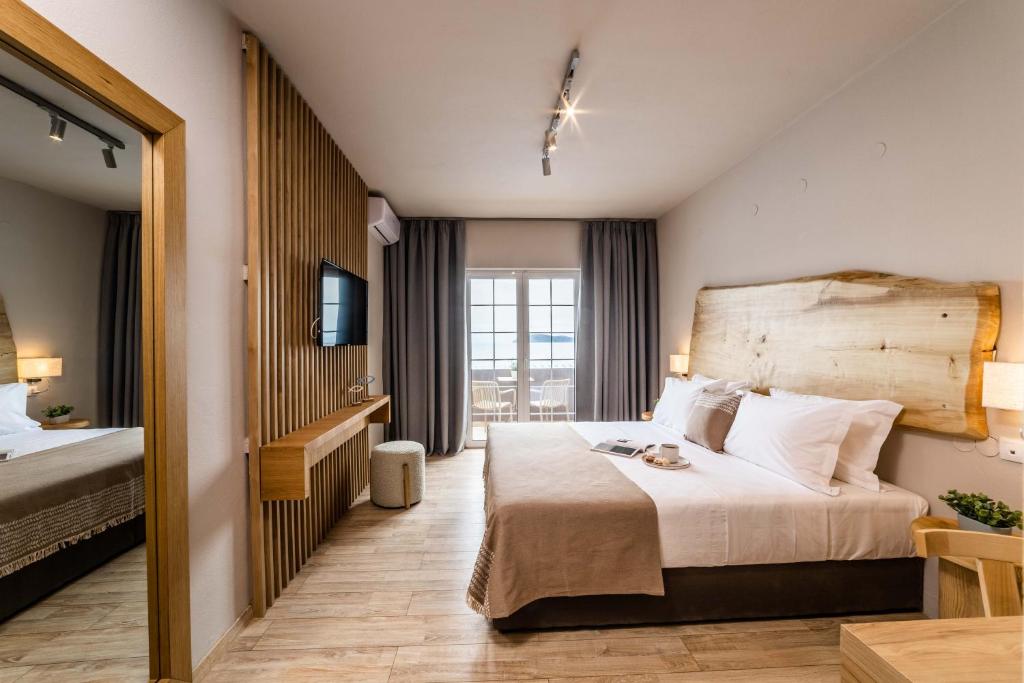 Double or Twin Premium Sea View