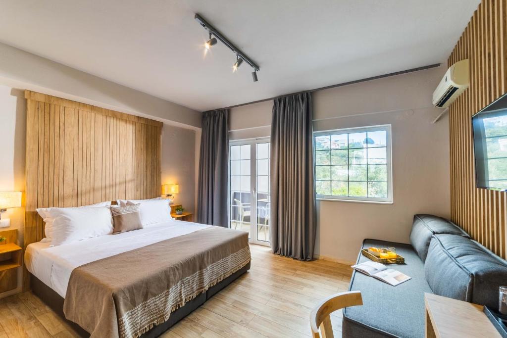 Double or Twin Superior