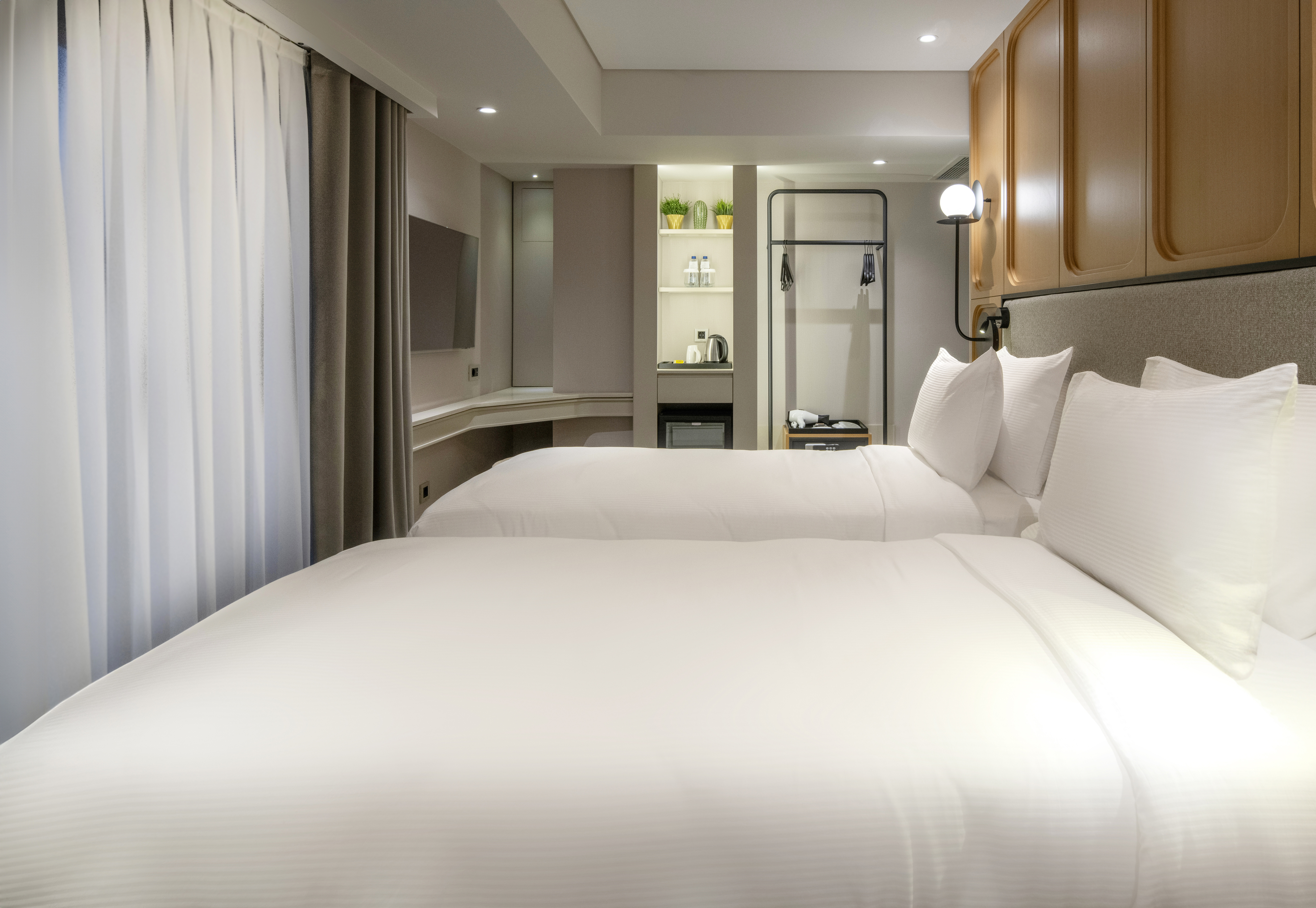 Twin with Double Bed