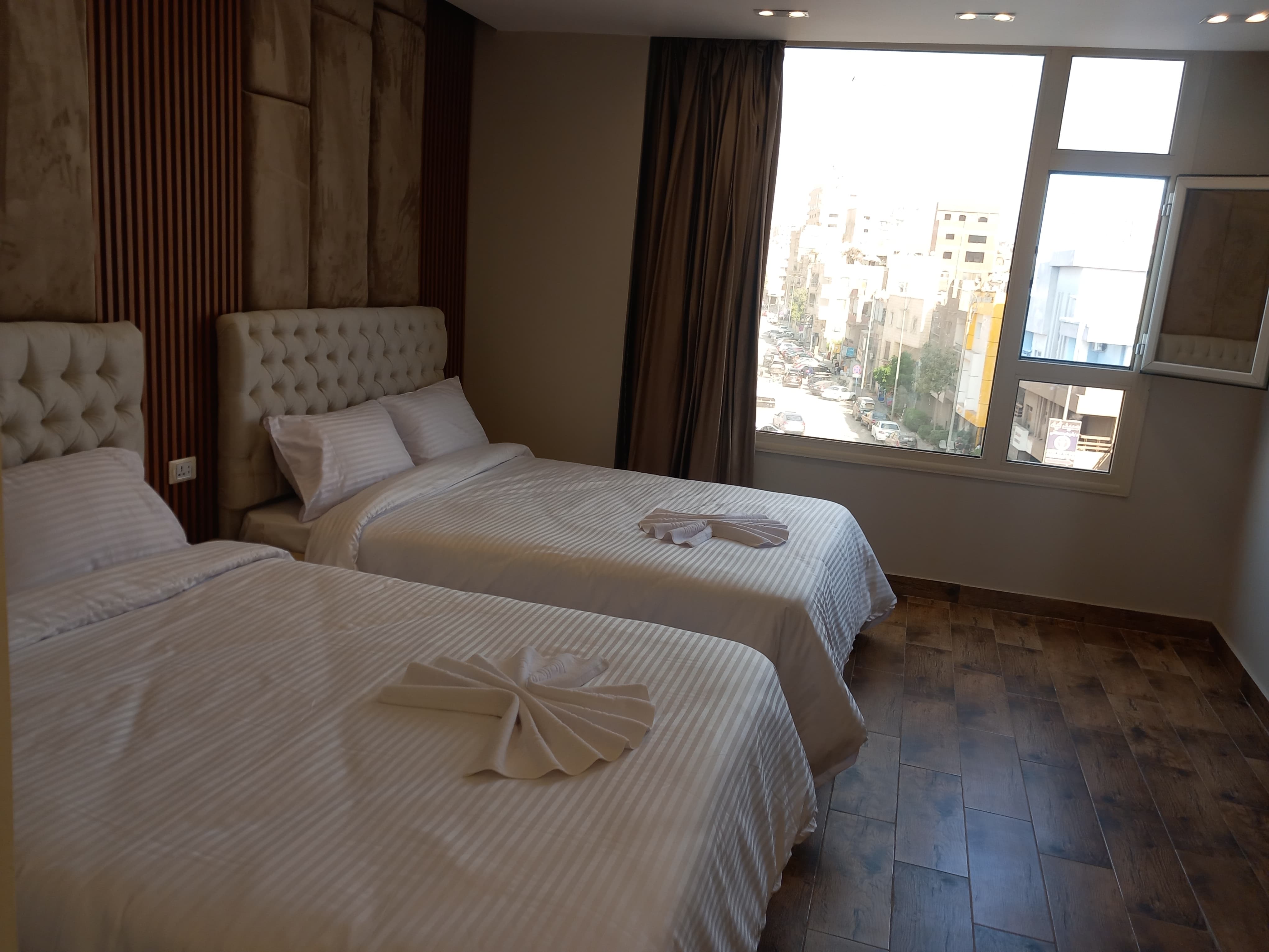 Twin Superior with Views