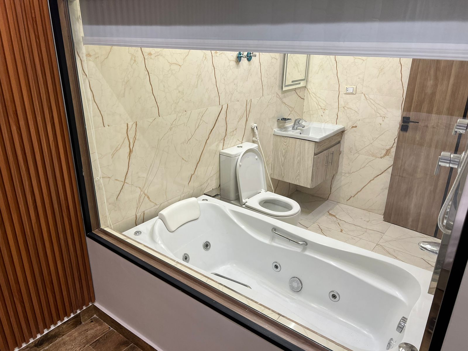 Family Room Executive