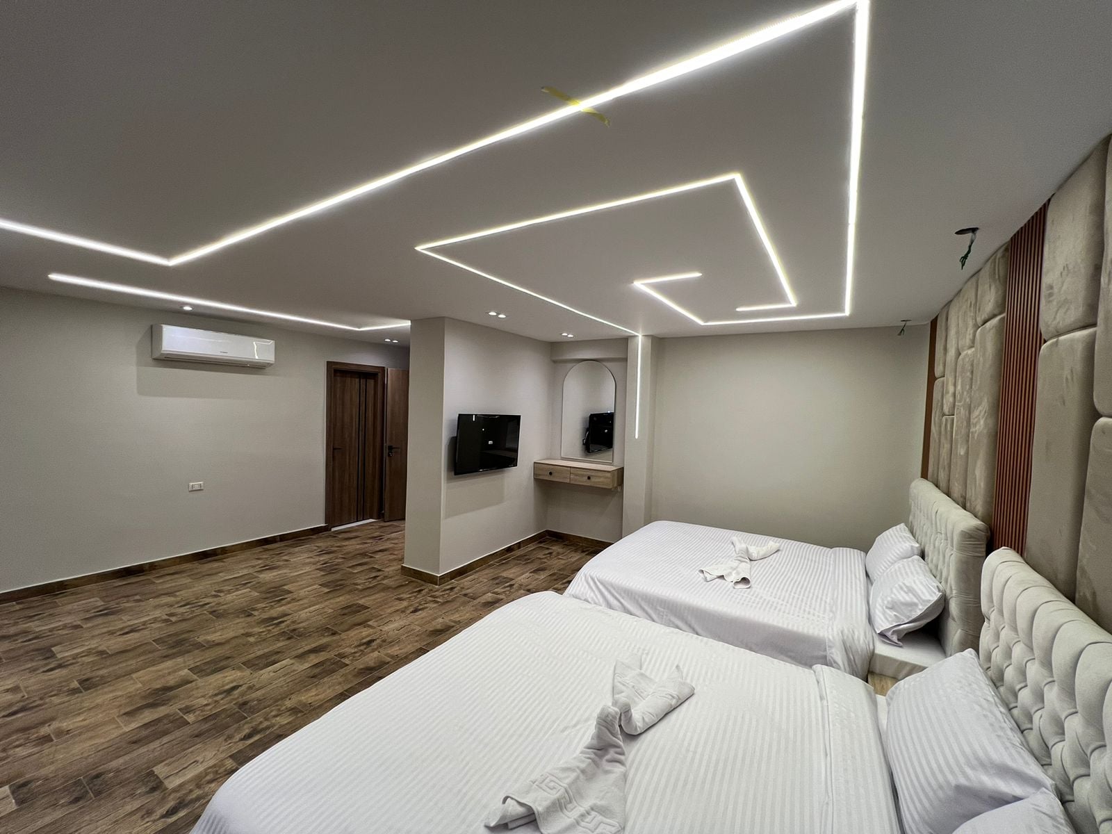 Family Room Superior with Views