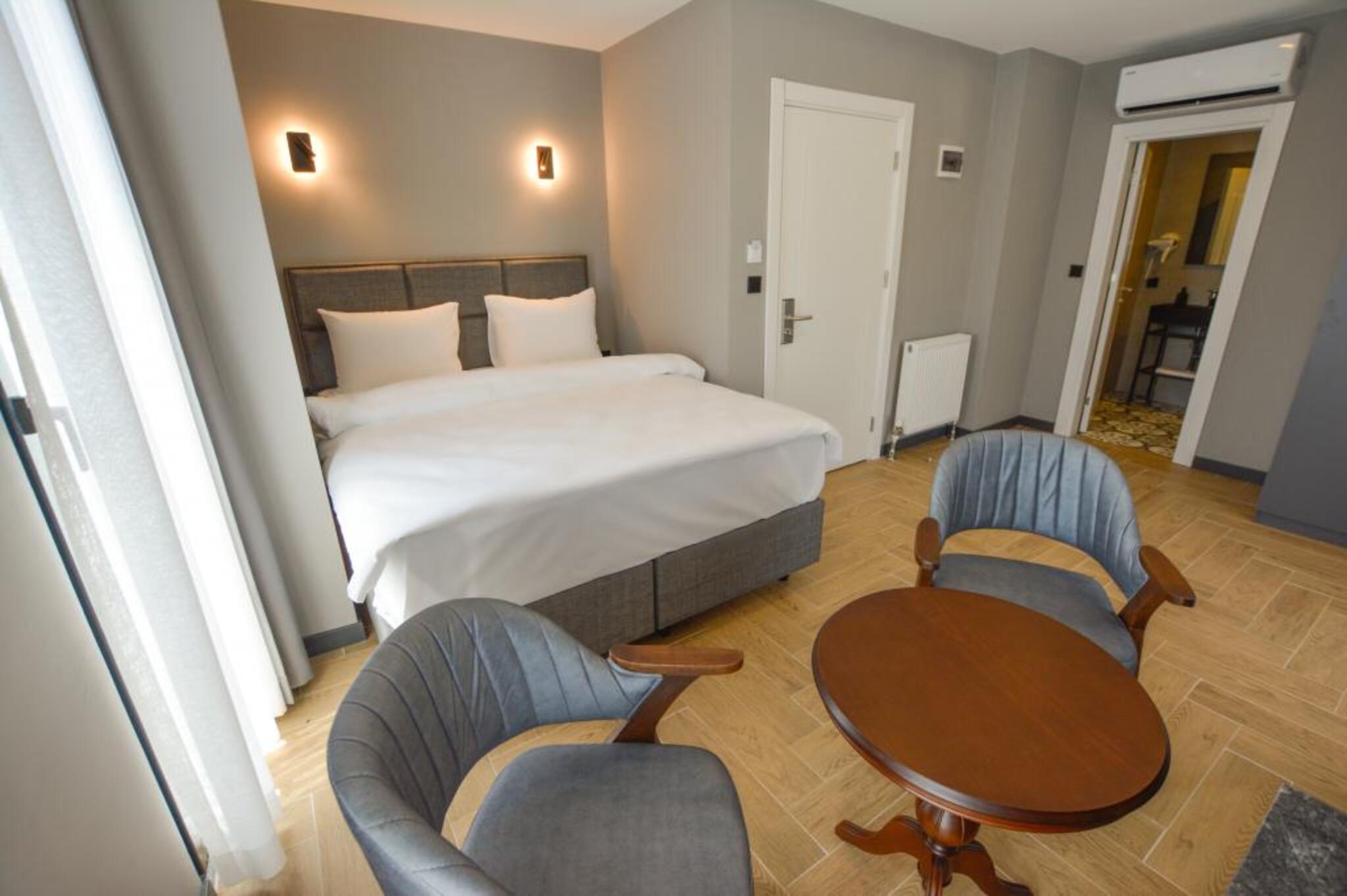 Room Two Double Beds