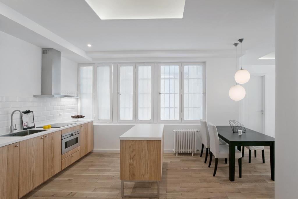 Apartment Two Bedrooms One Bathroom