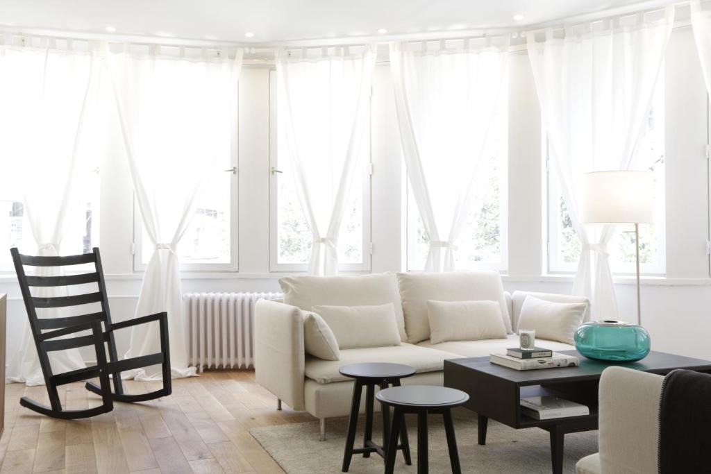 Apartment One Bedroom One Bathroom