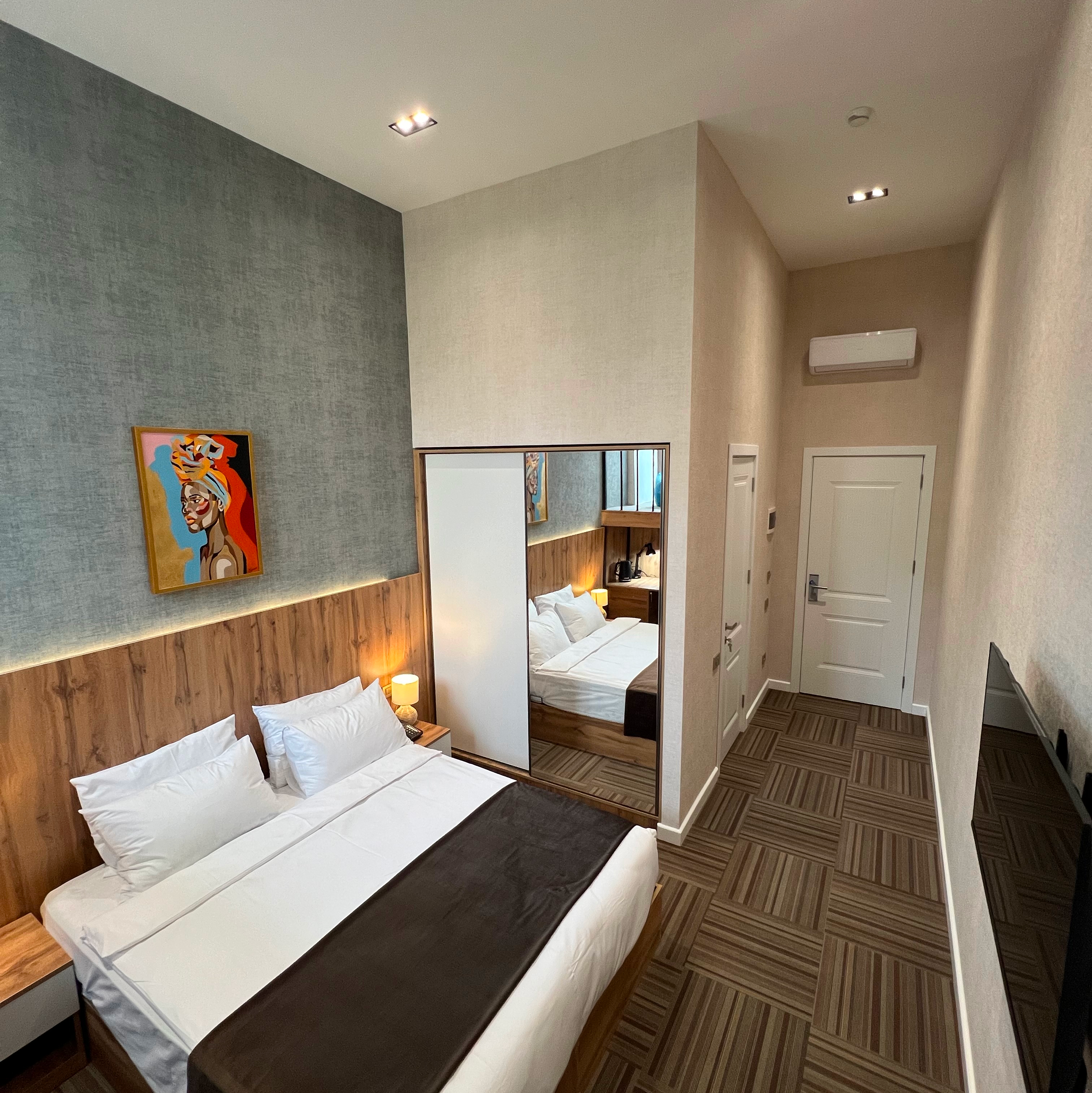 Double or Twin Deluxe