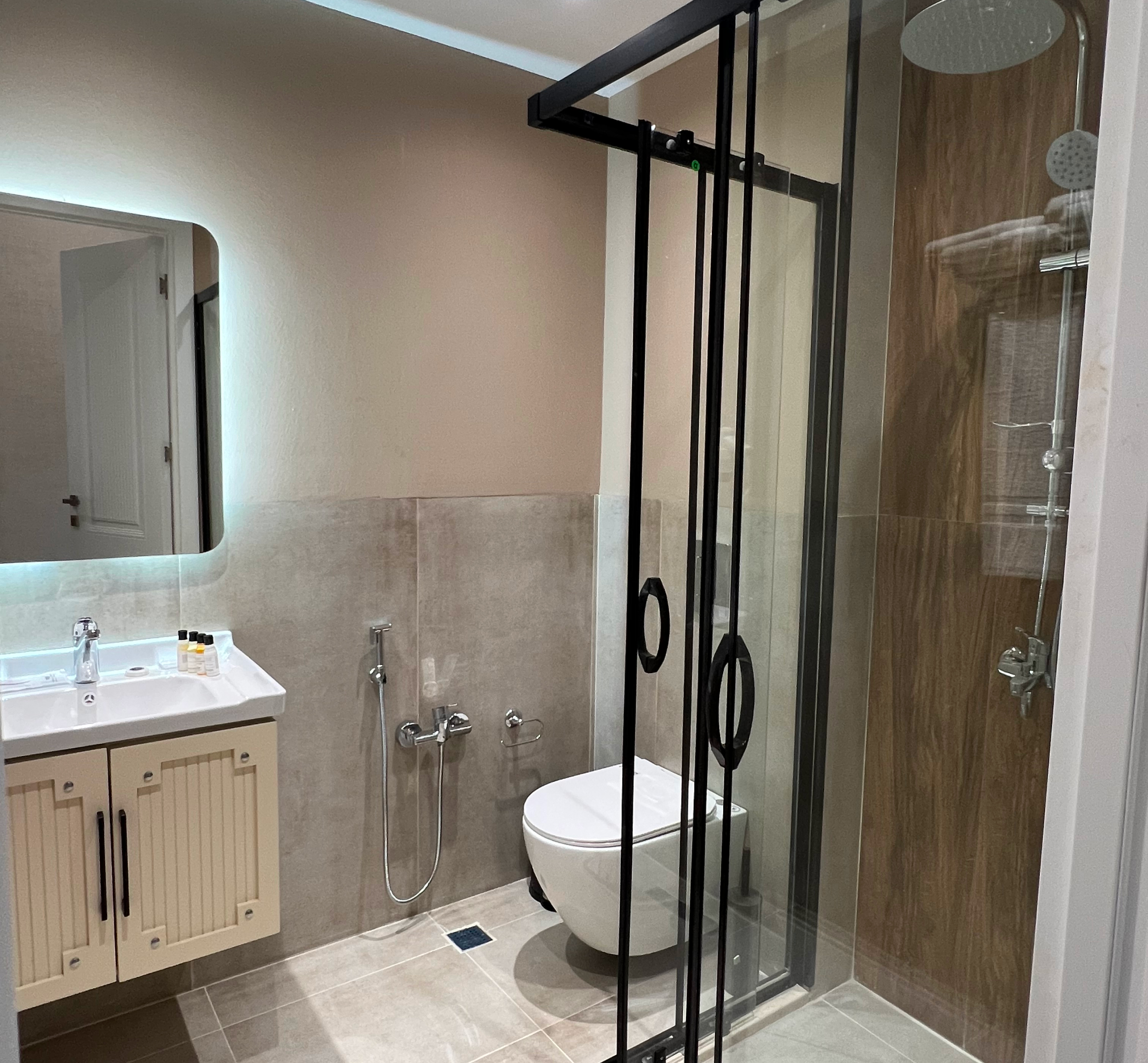 Double or Twin Deluxe