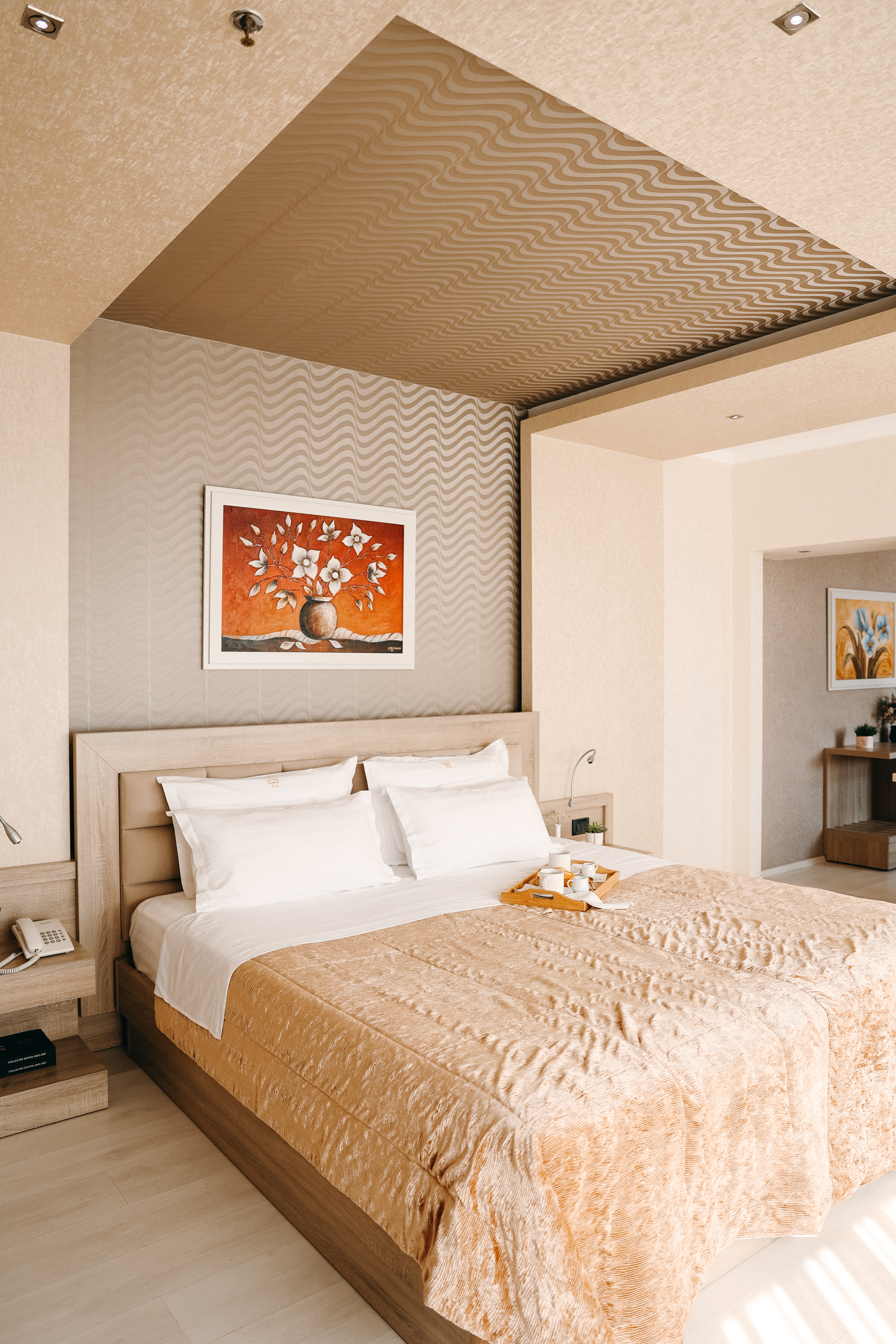 Double Deluxe King Bed