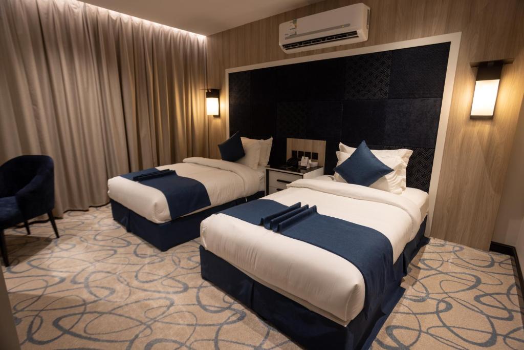 Double or Twin Deluxe