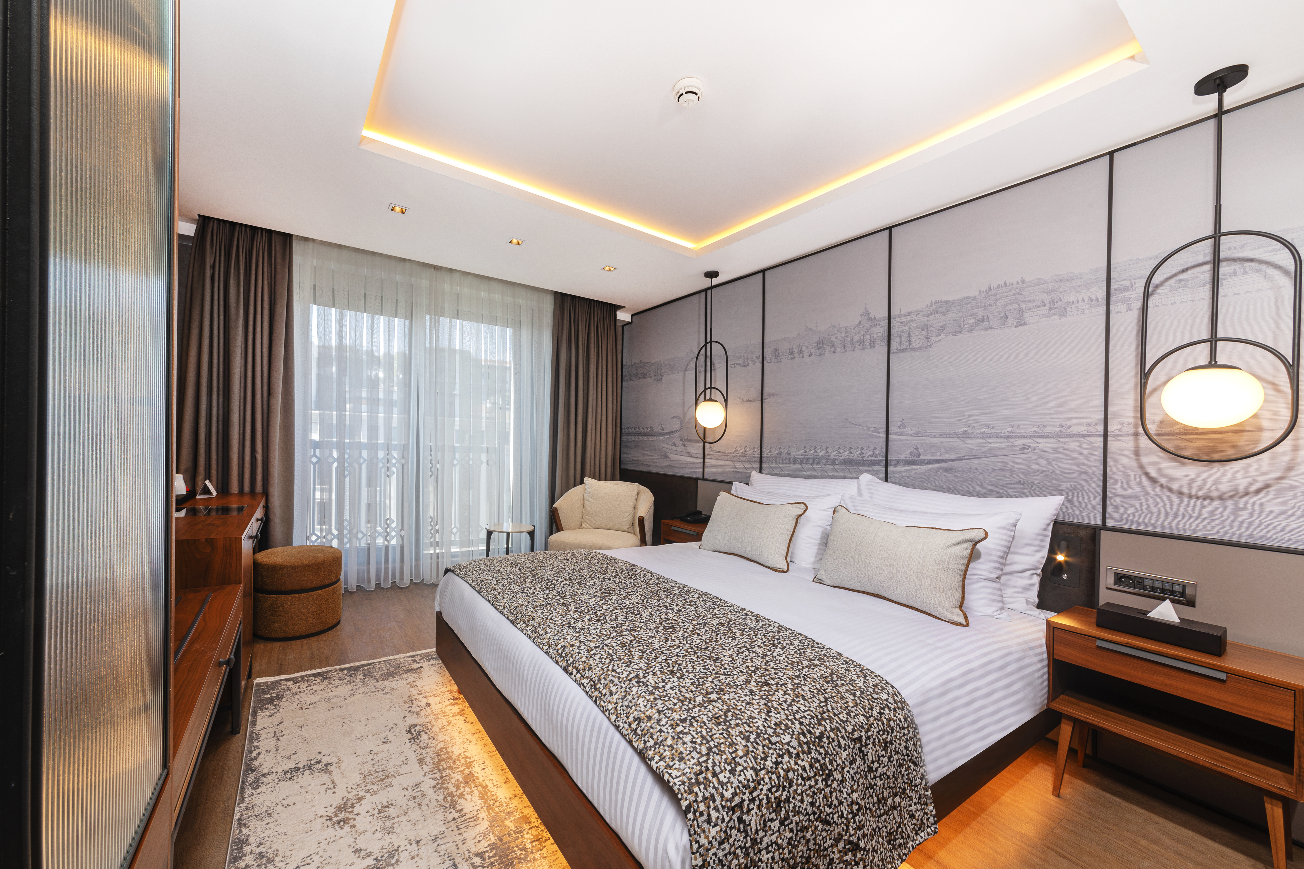 Double Deluxe Queen Bed