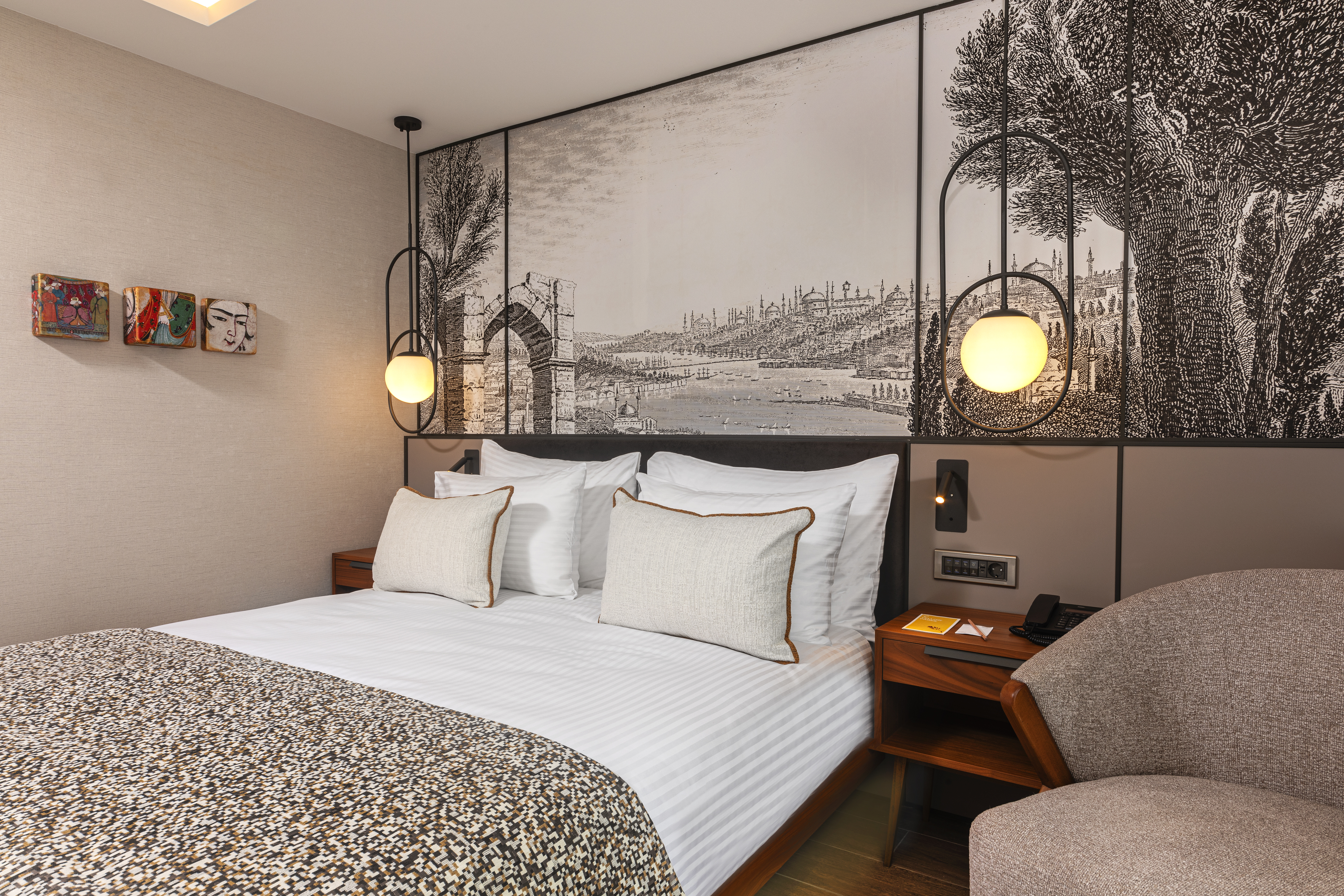 Double Superior Queen Bed