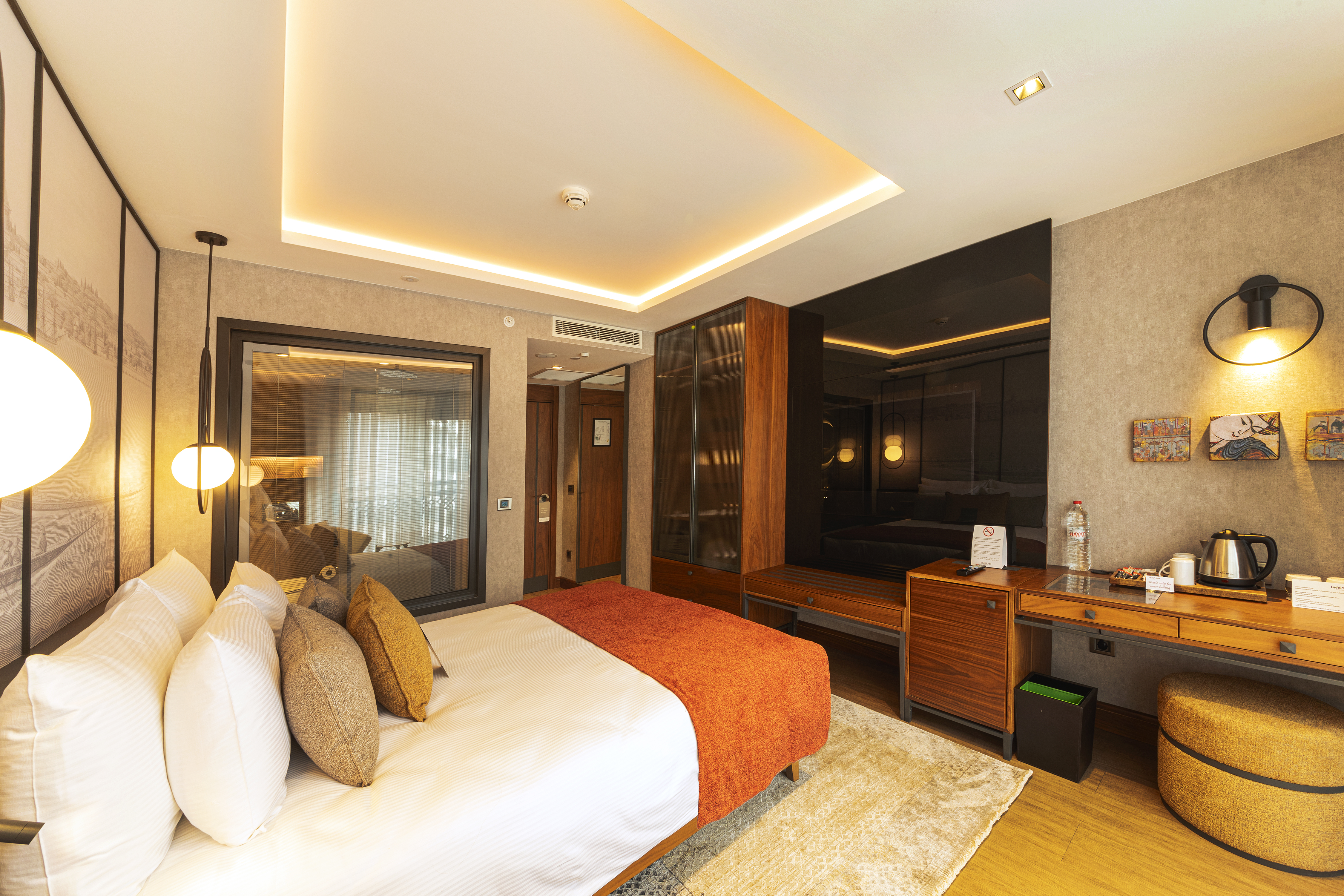 Double Superior Queen Bed