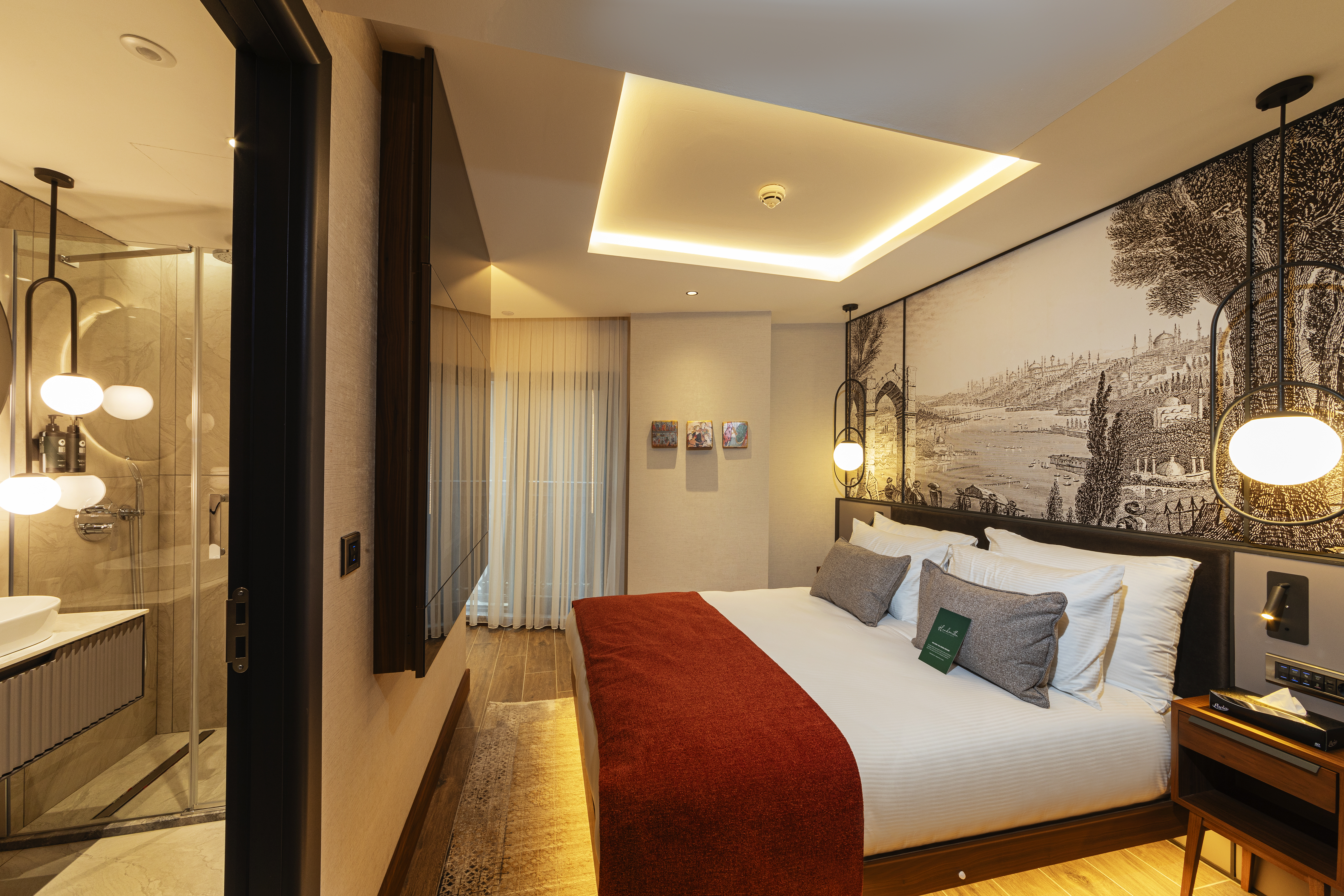 Double Superior Queen Bed