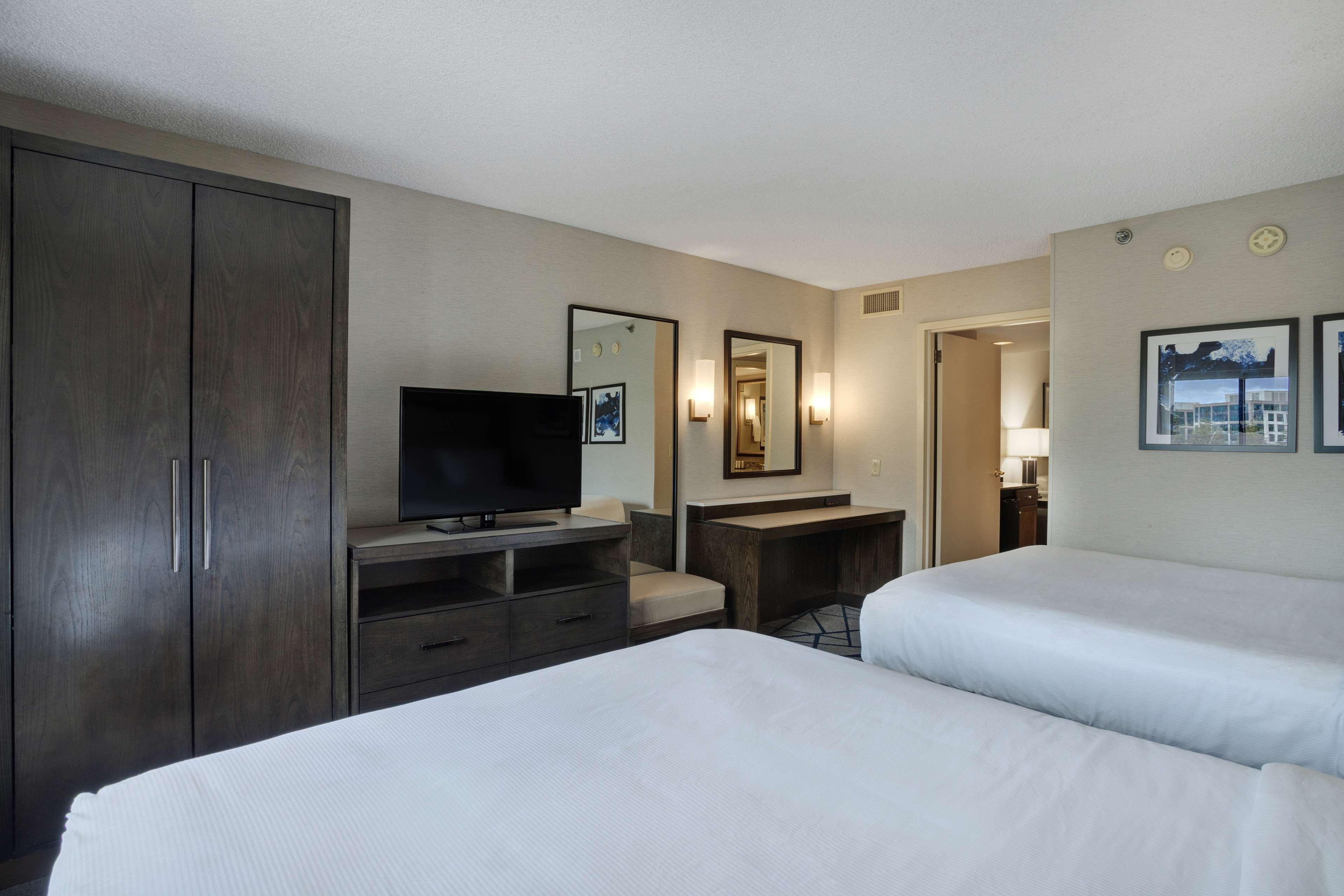 Suite Two Queen Beds