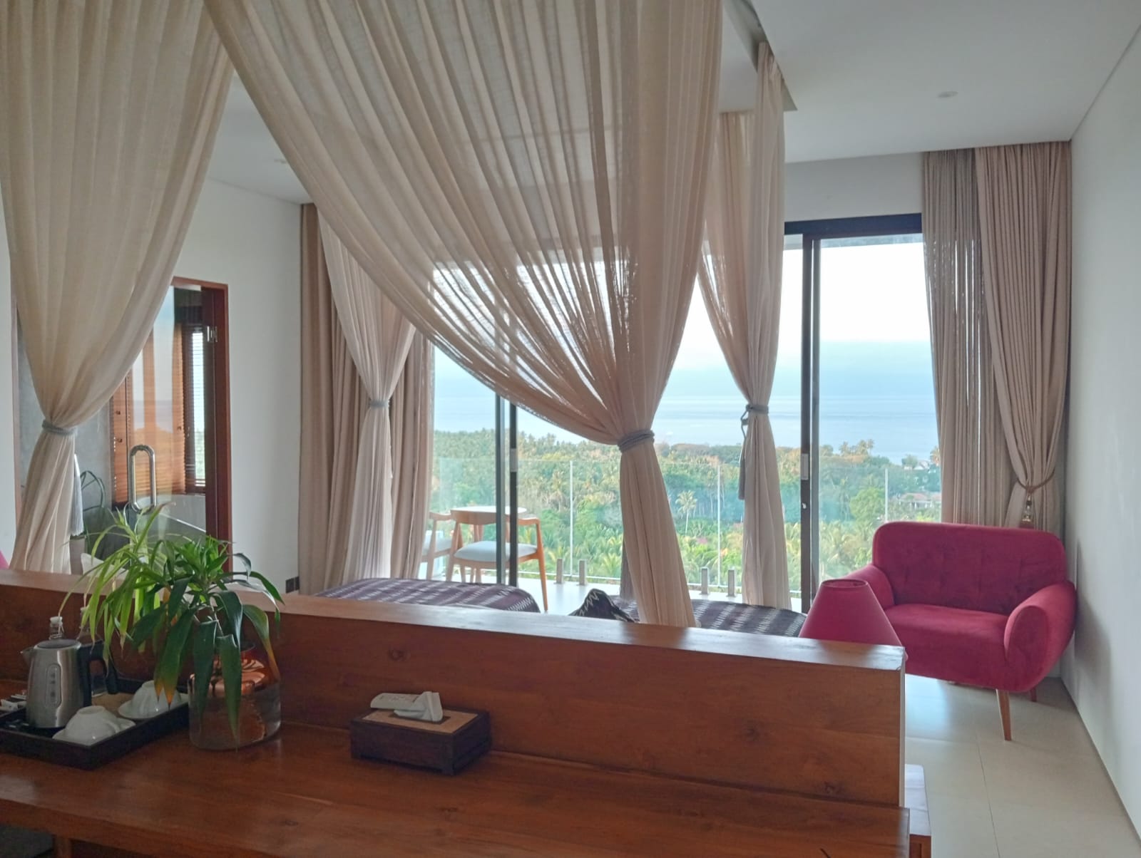 Twin Deluxe Ocean View