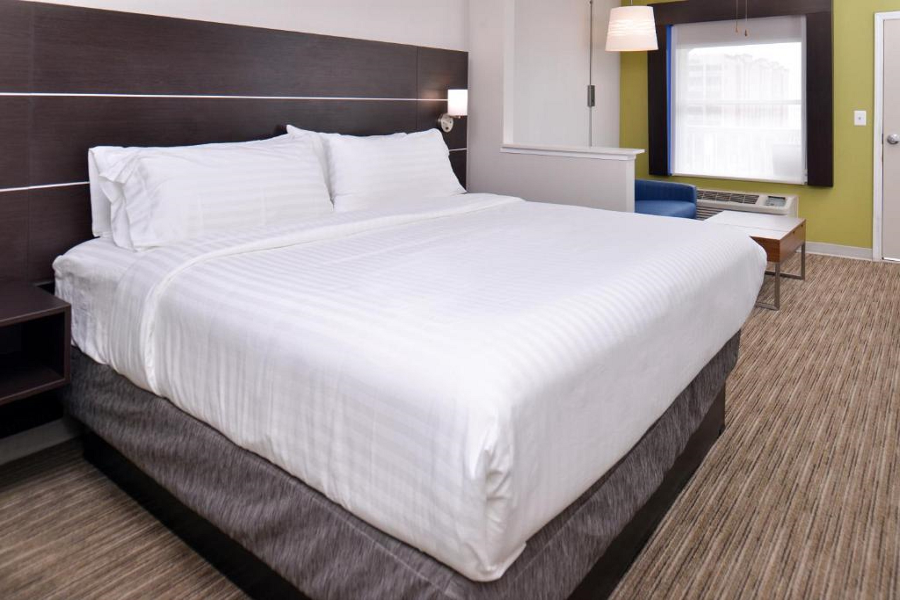 Double Accessible King Size Bed