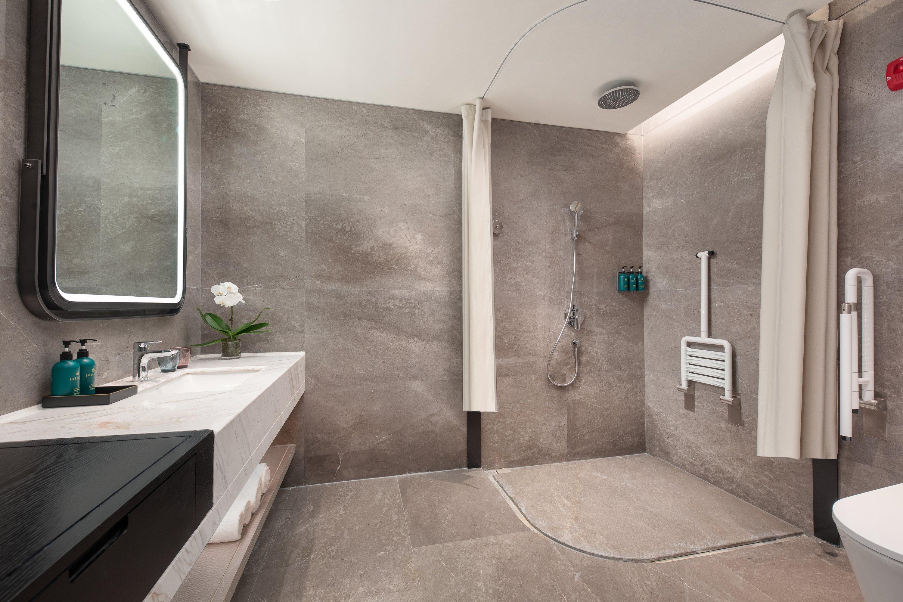 Double Accessible King Size Bed