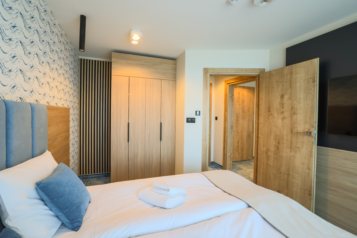 Double Deluxe Two Beds