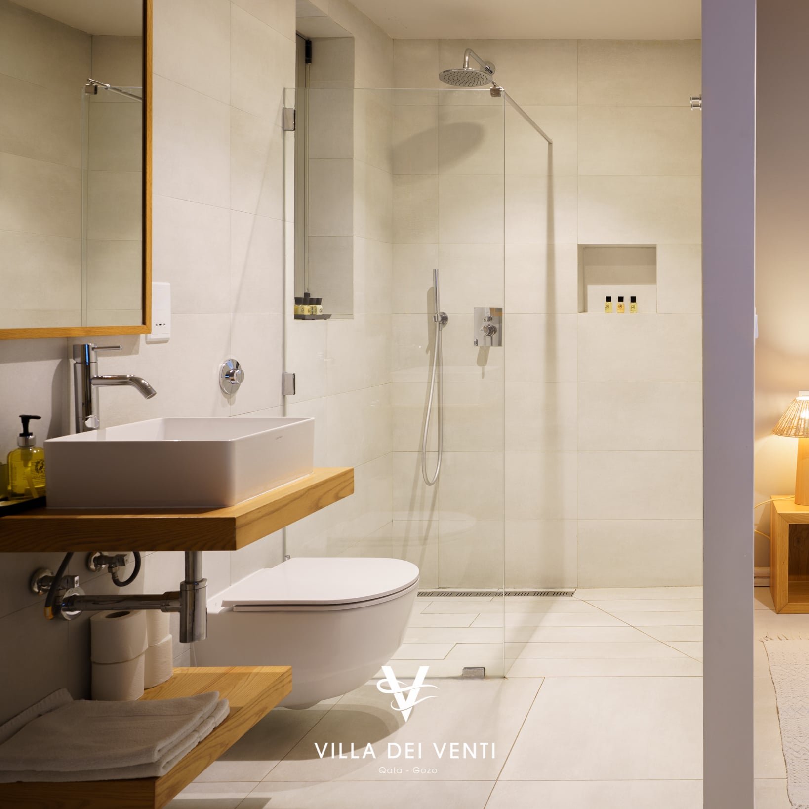 Double with Private Pool