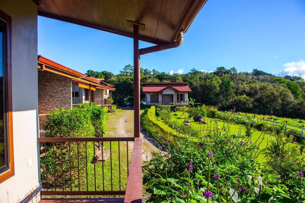 Double Deluxe King Bed