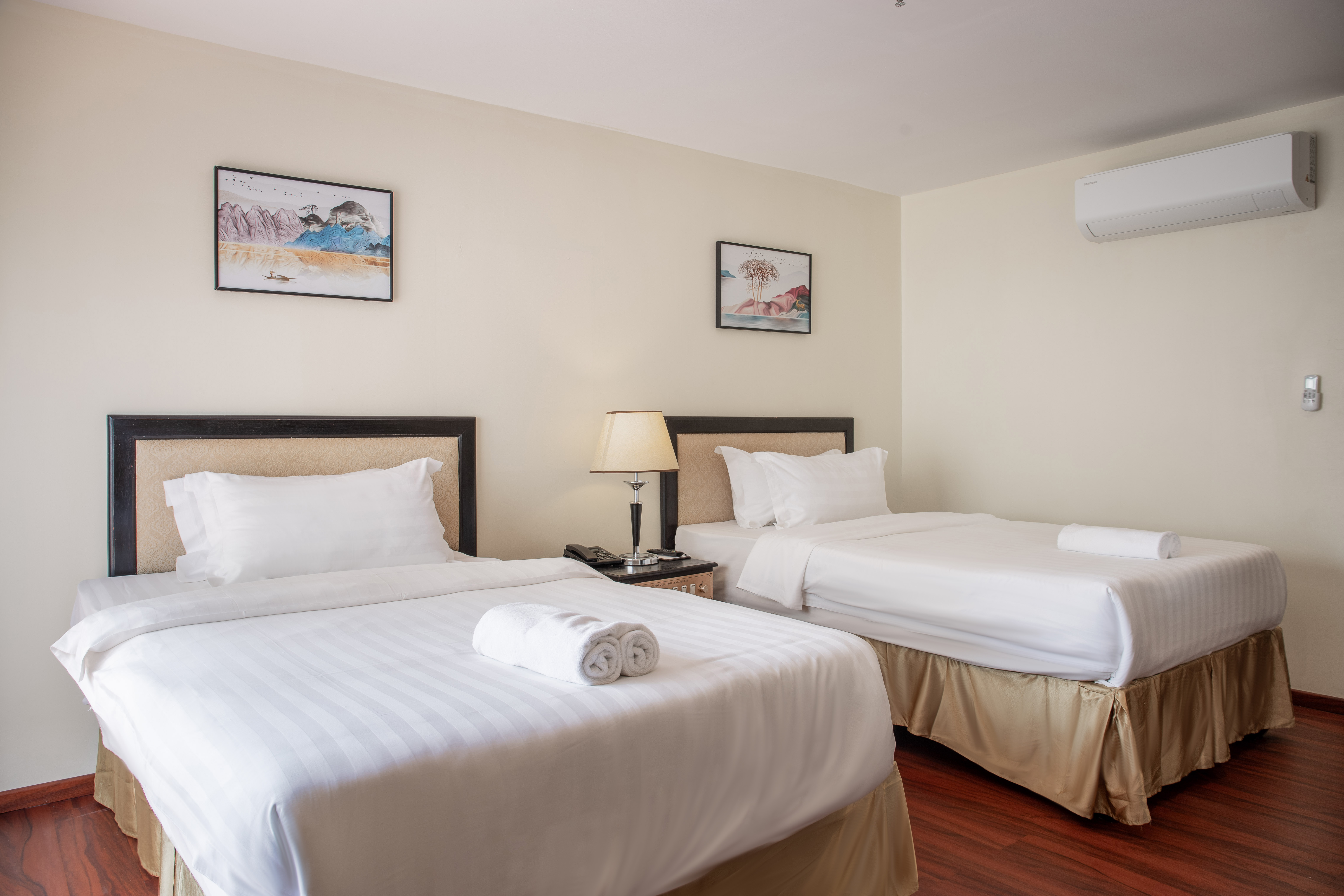 Twin Deluxe with Balcony