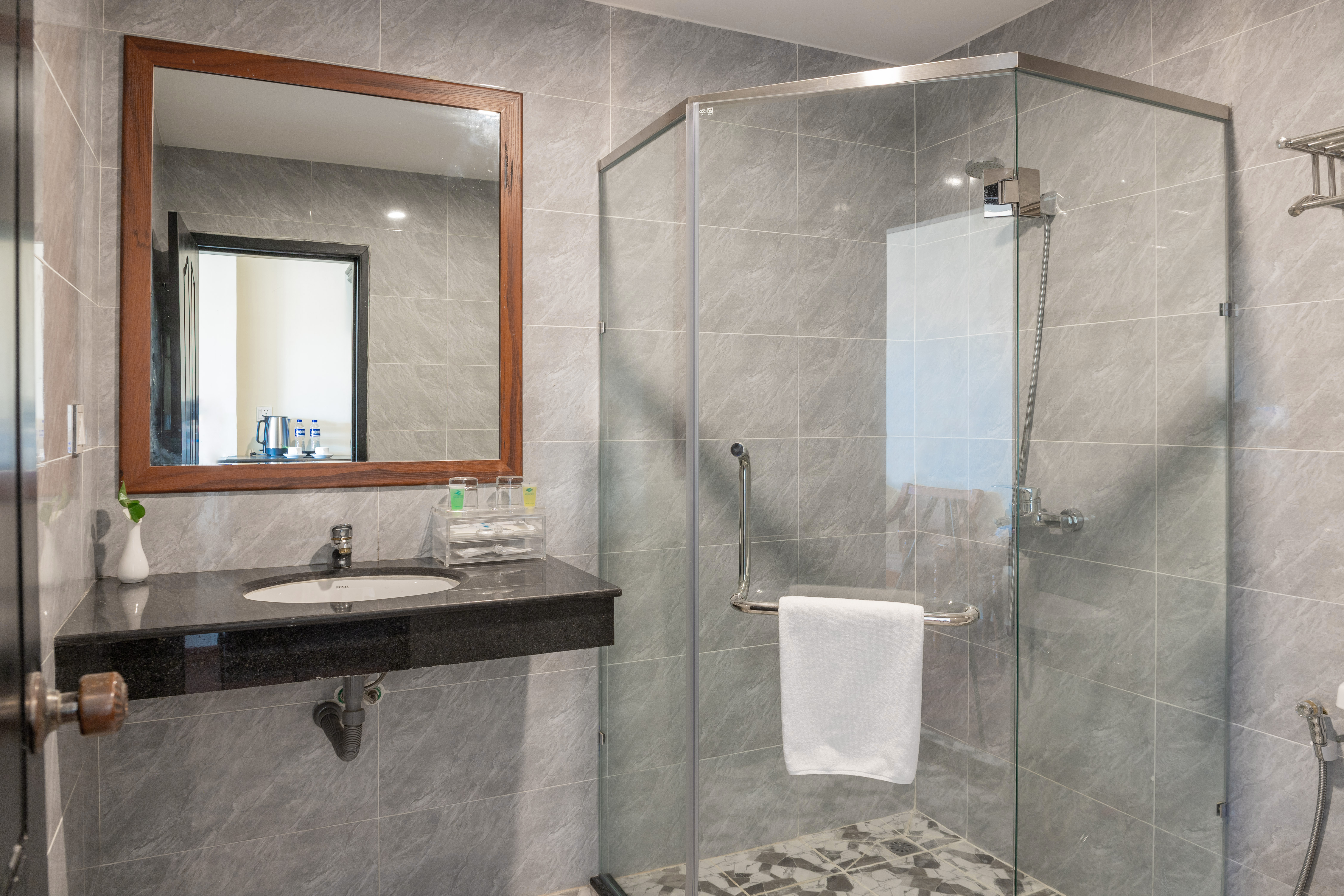 Twin Deluxe with Balcony