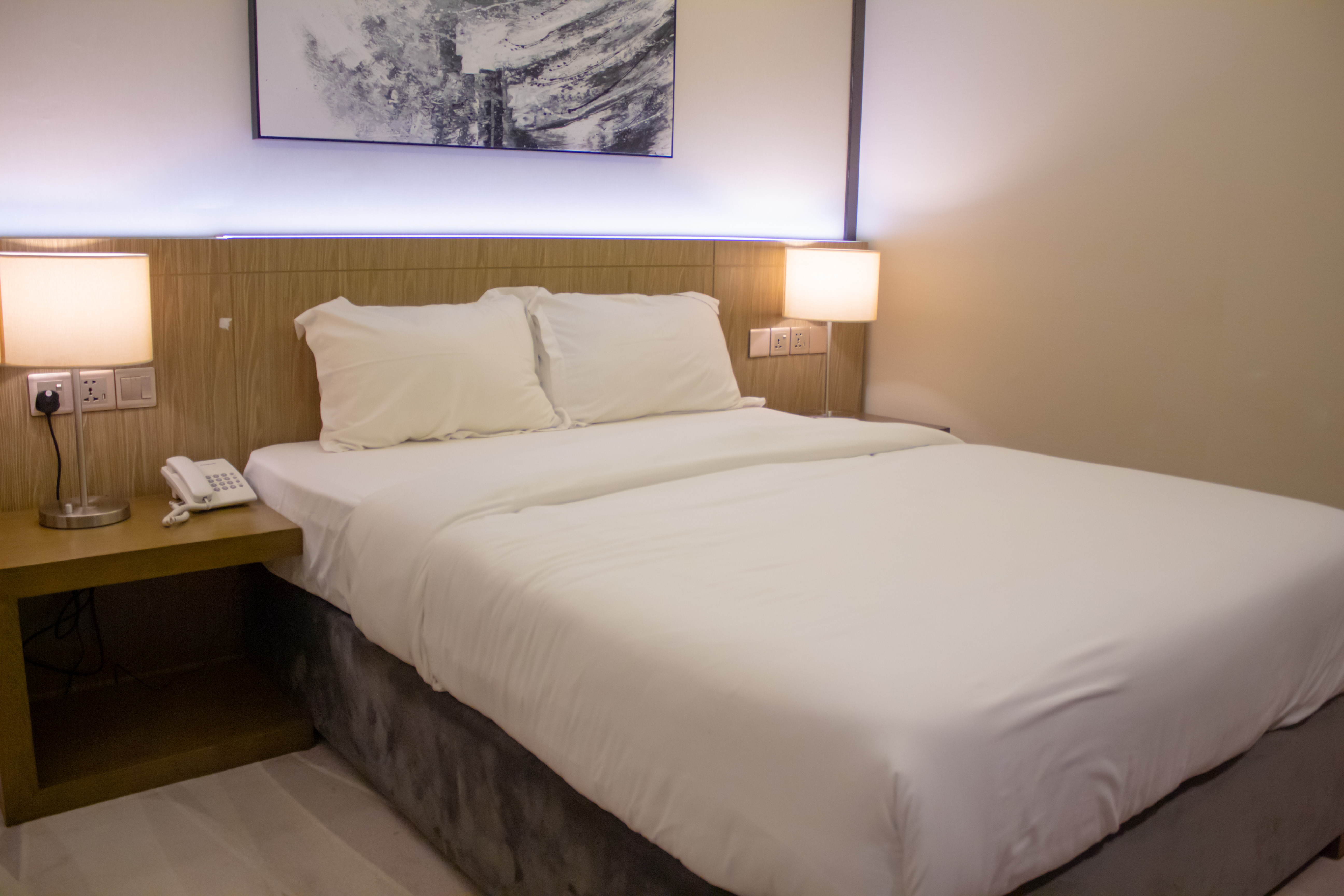 Studio Superior One Bedroom