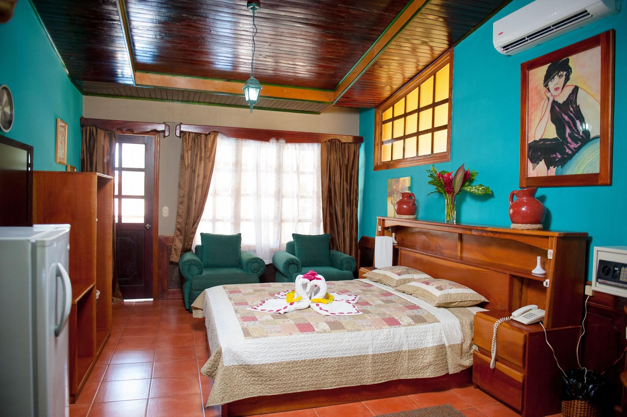 Double Queen Size Bed