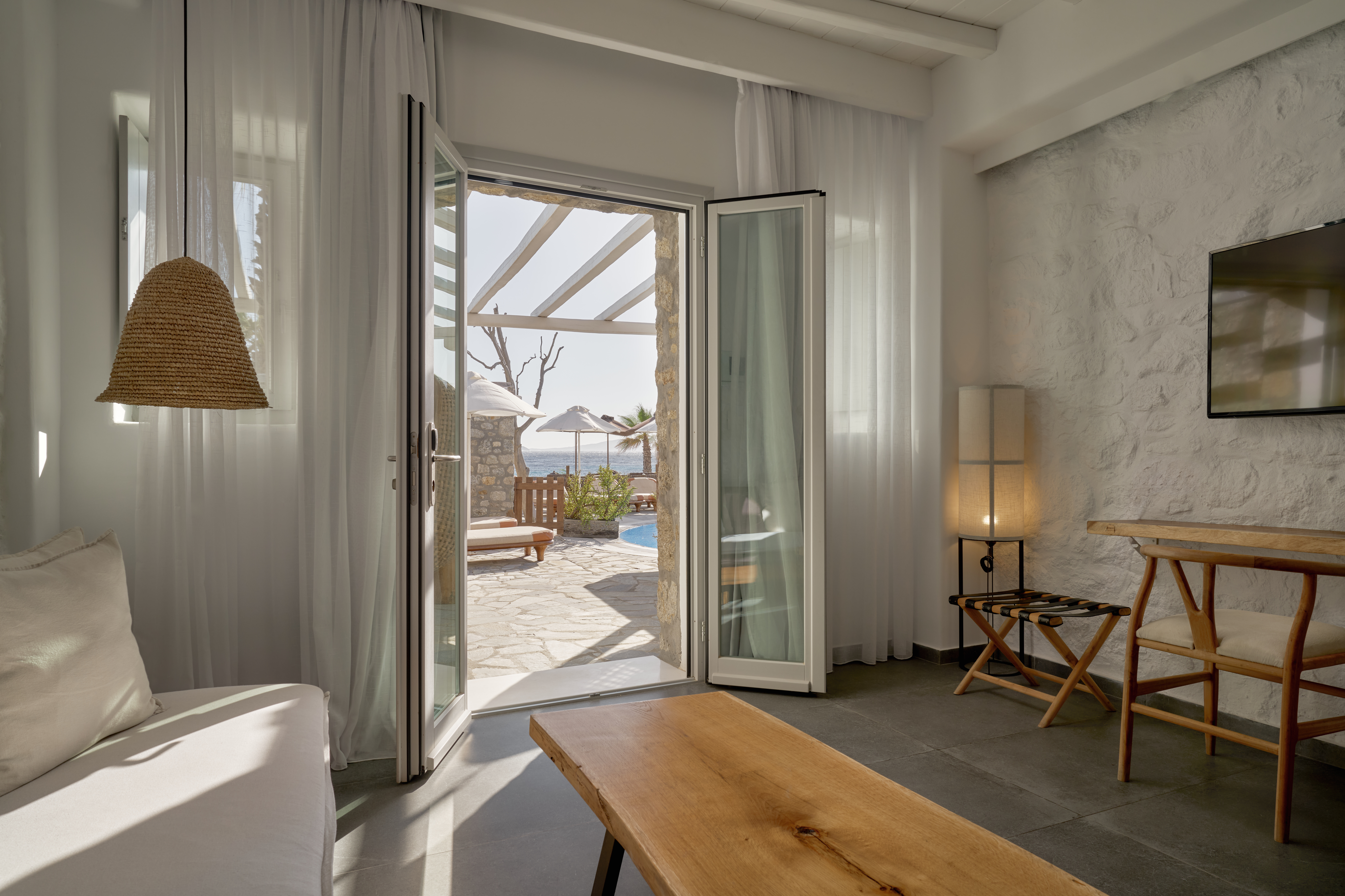 Suite Sea View Pool View