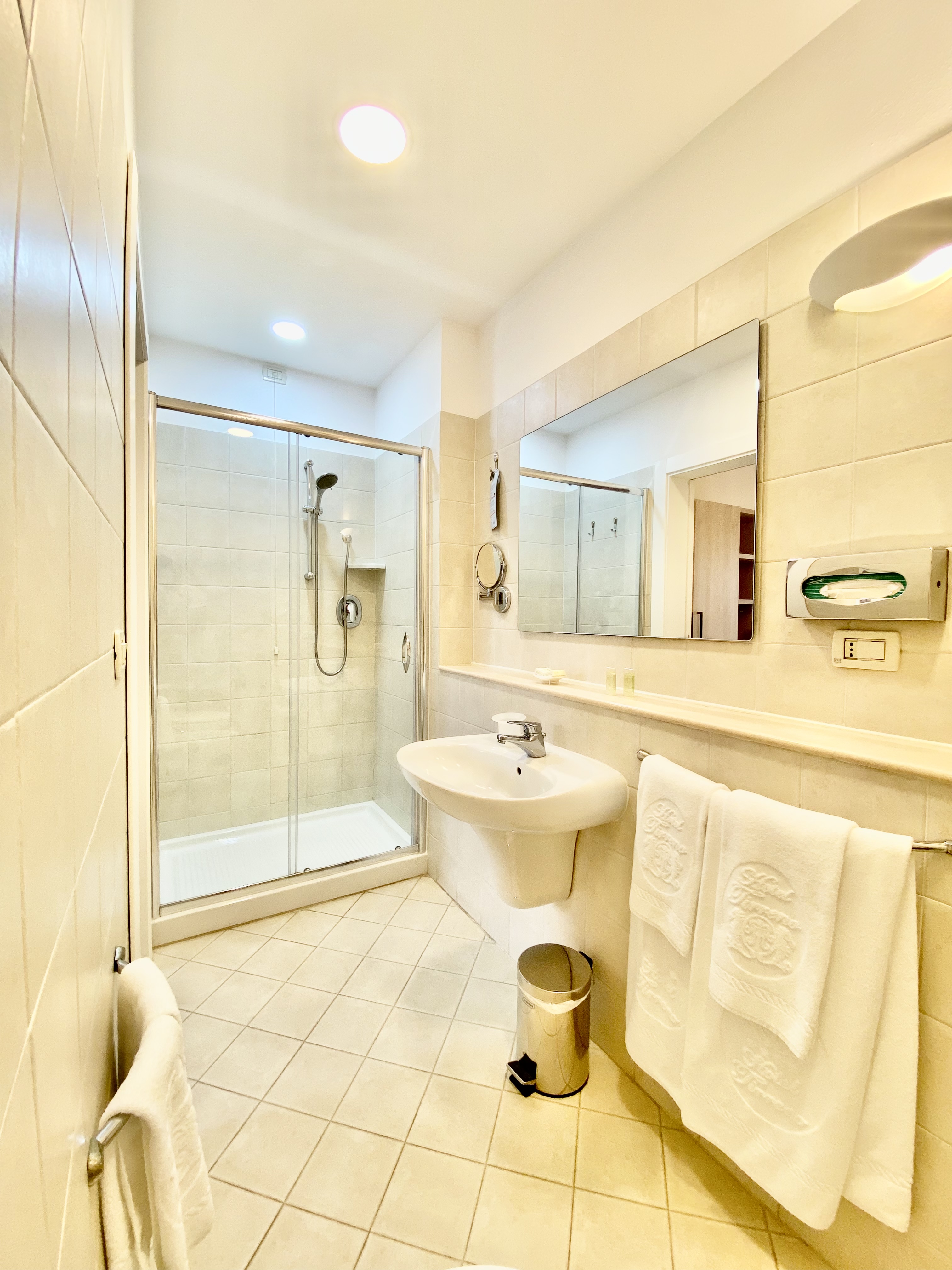 Double Single Classic Sea View