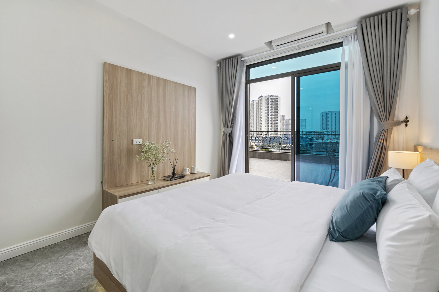 Apartment Luxury City View