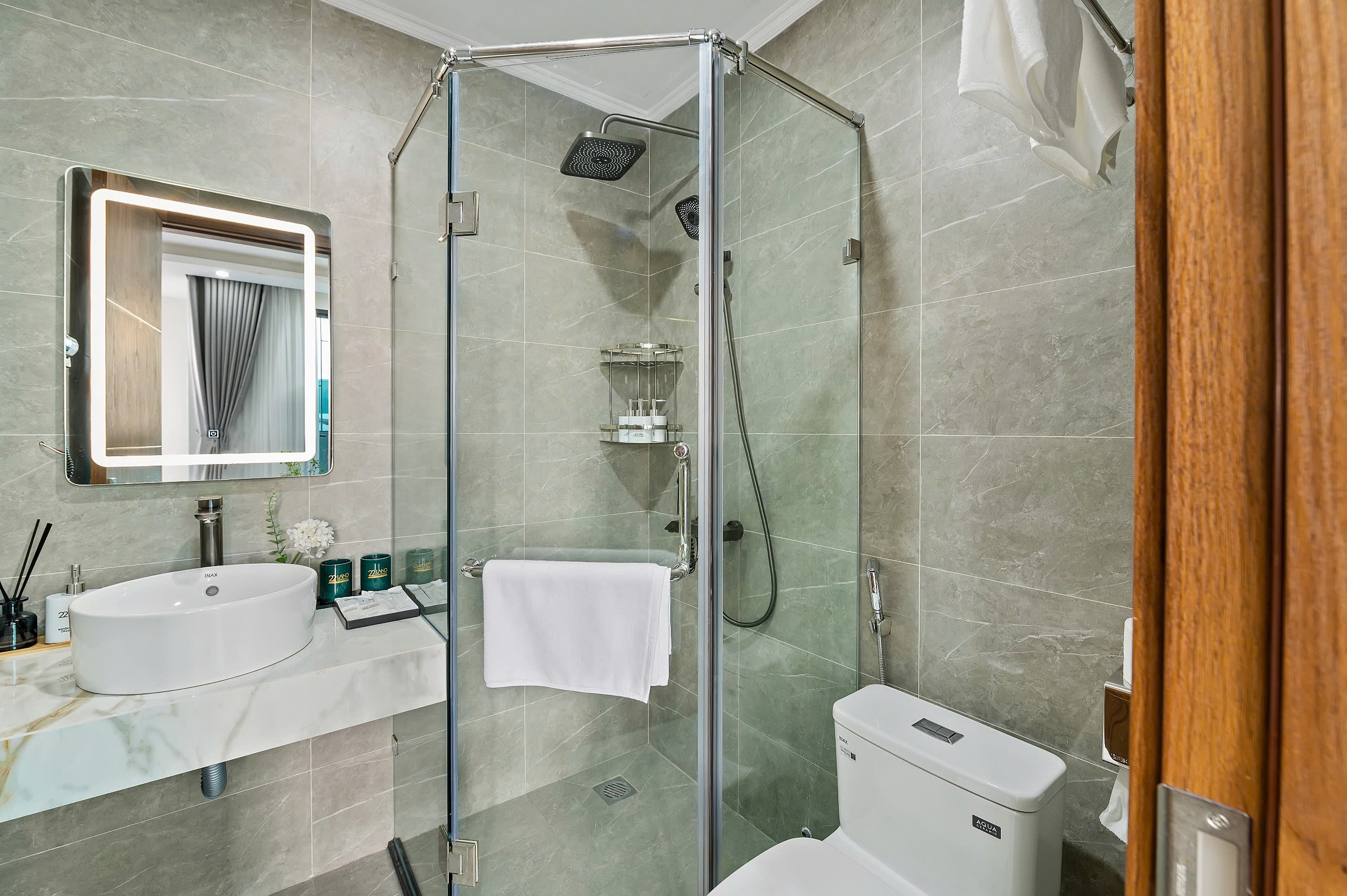 Double or Twin Deluxe Non Smoking