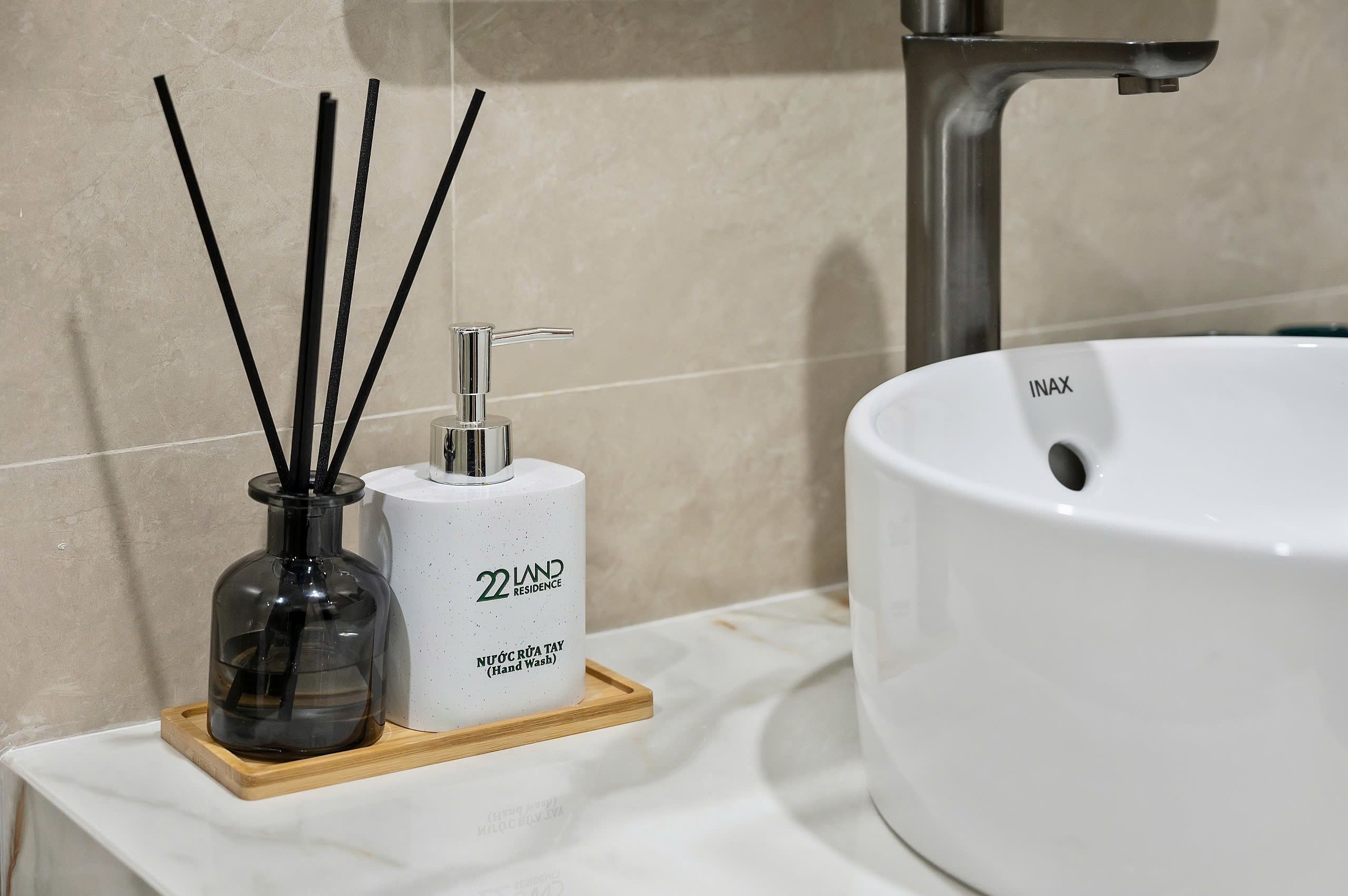 Double Deluxe King Bed