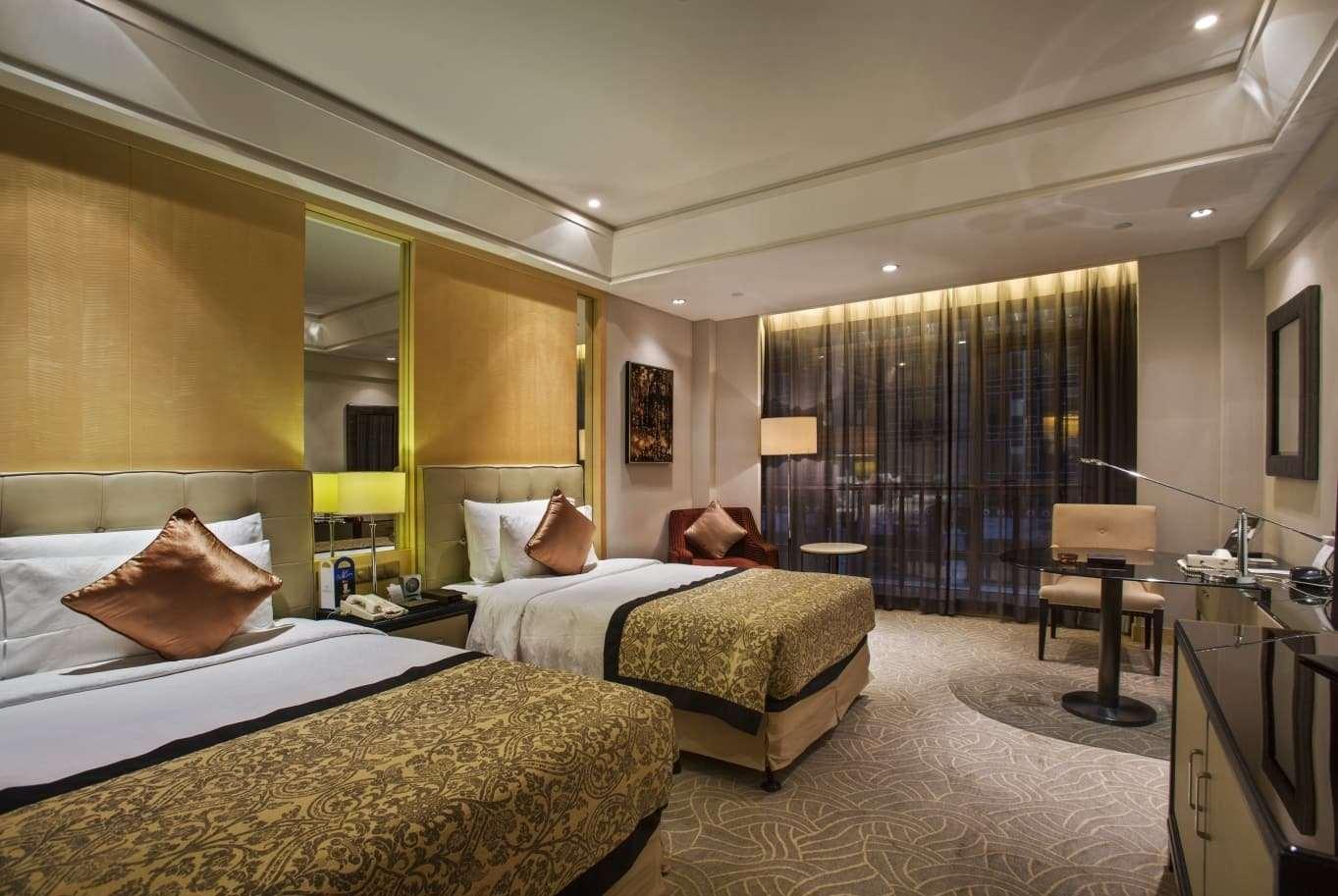 Double or Twin Superior