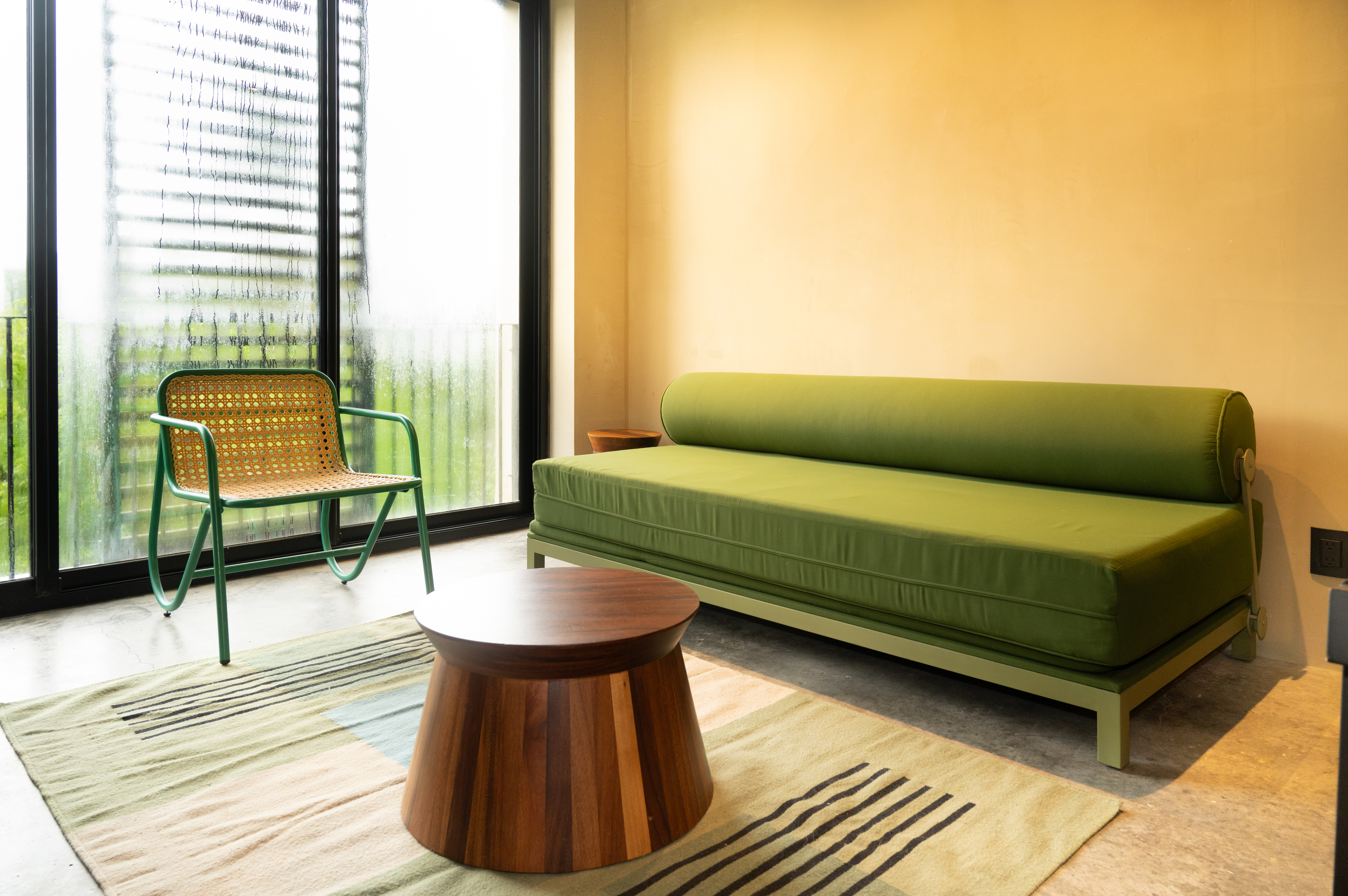 Apartment One Bedroom Two Bathrooms