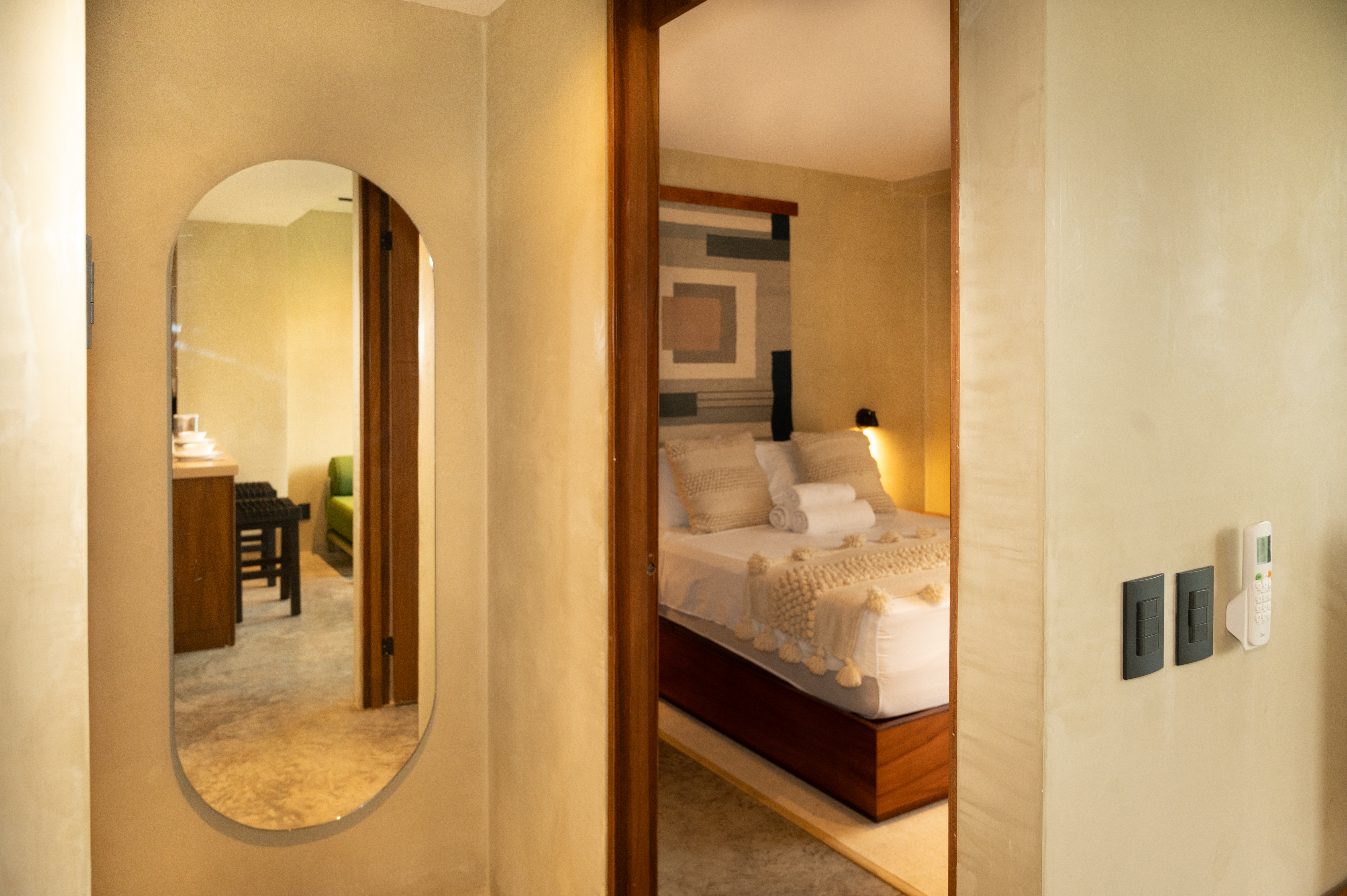 Apartment One Bedroom Two Bathrooms