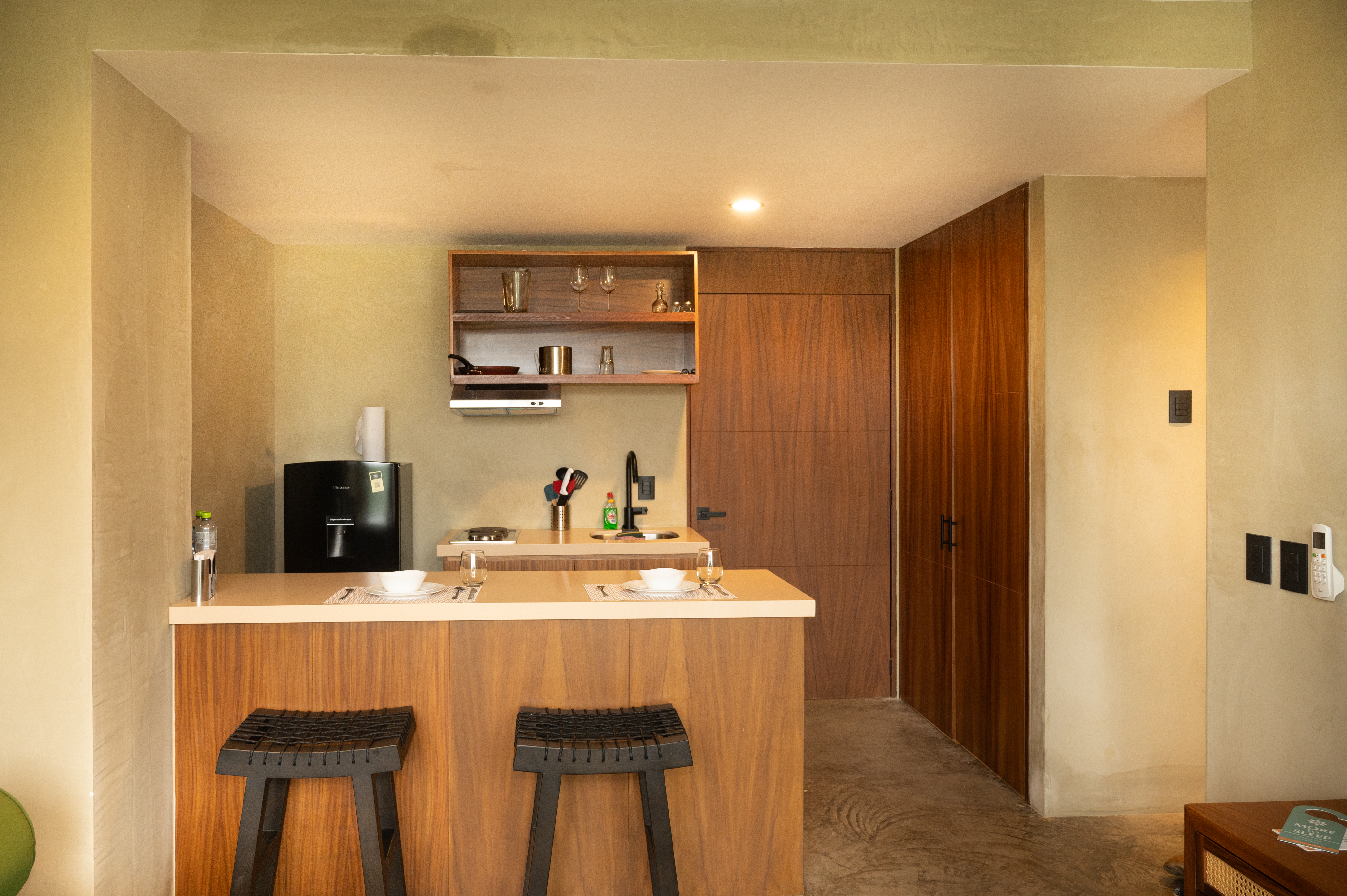 Apartment One Bedroom Two Bathrooms