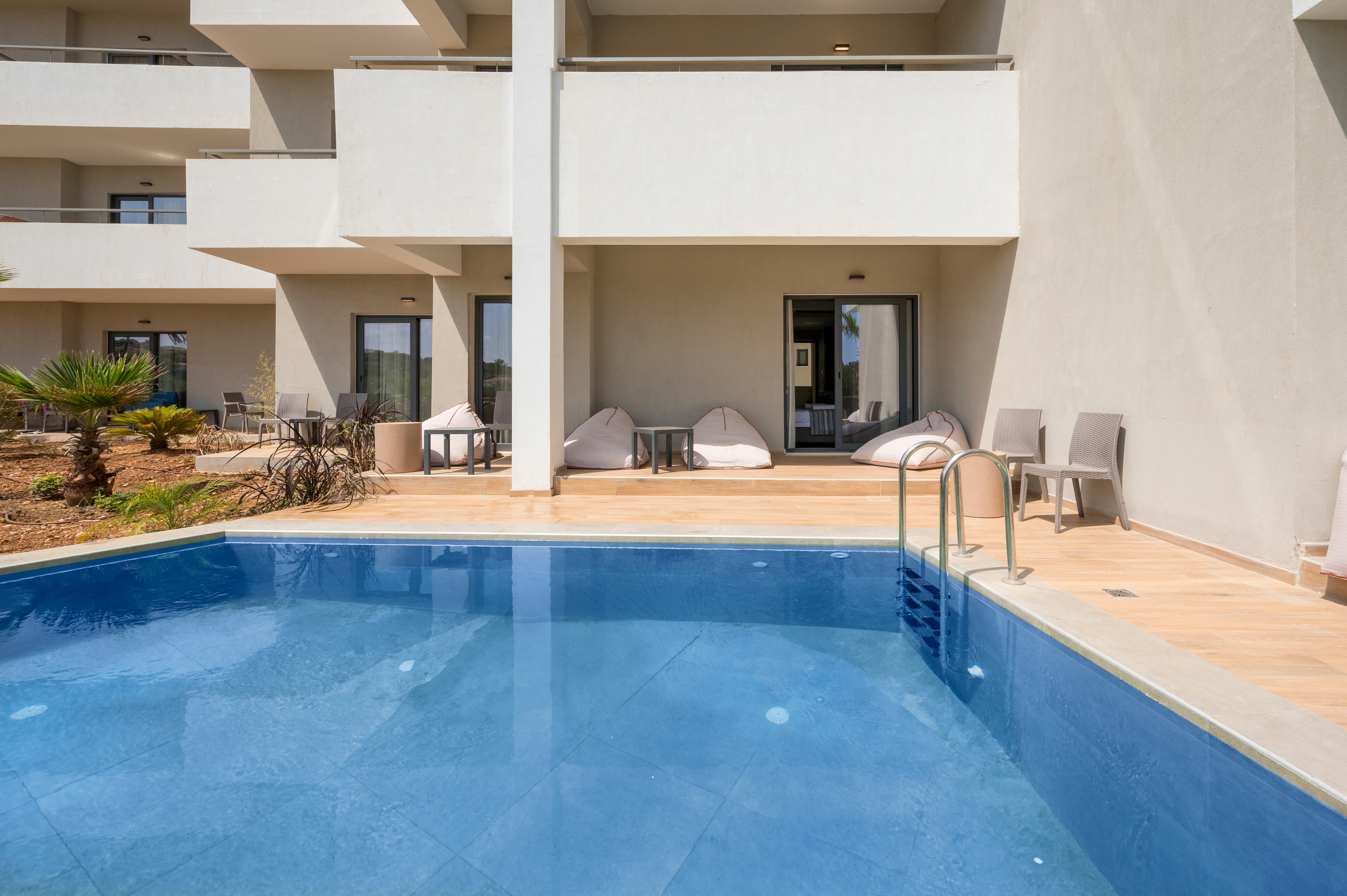 Double with Private Pool