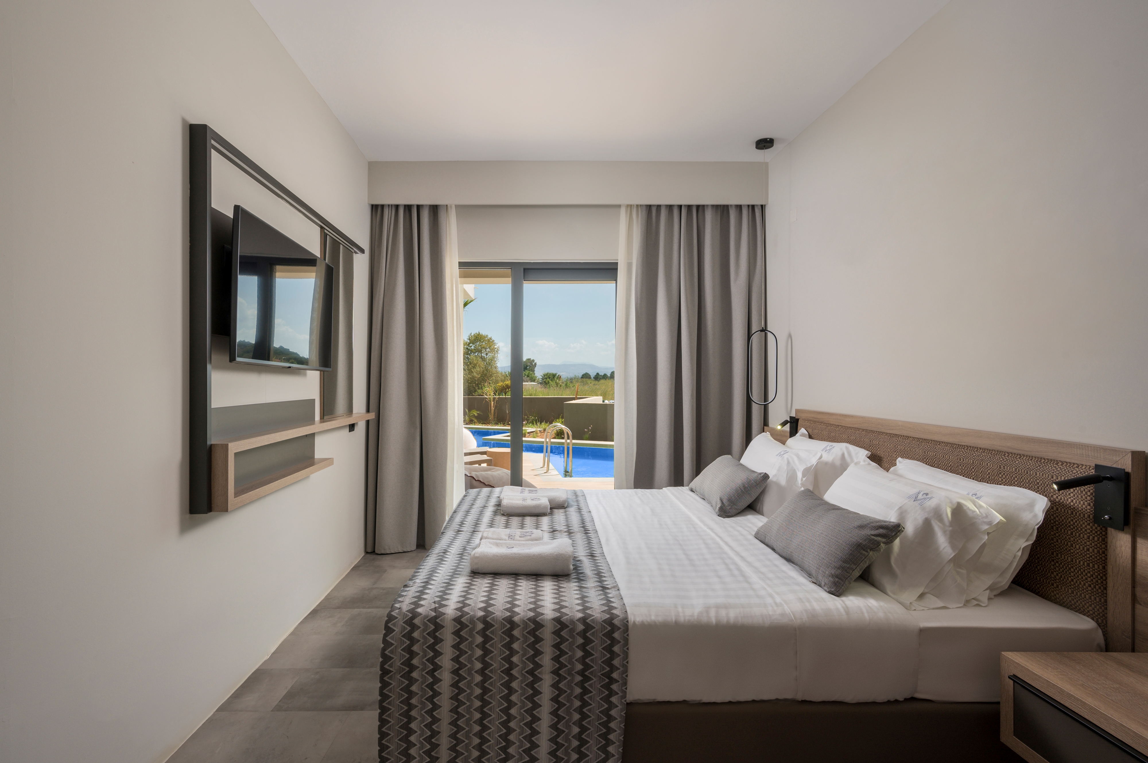 Double with Private Pool