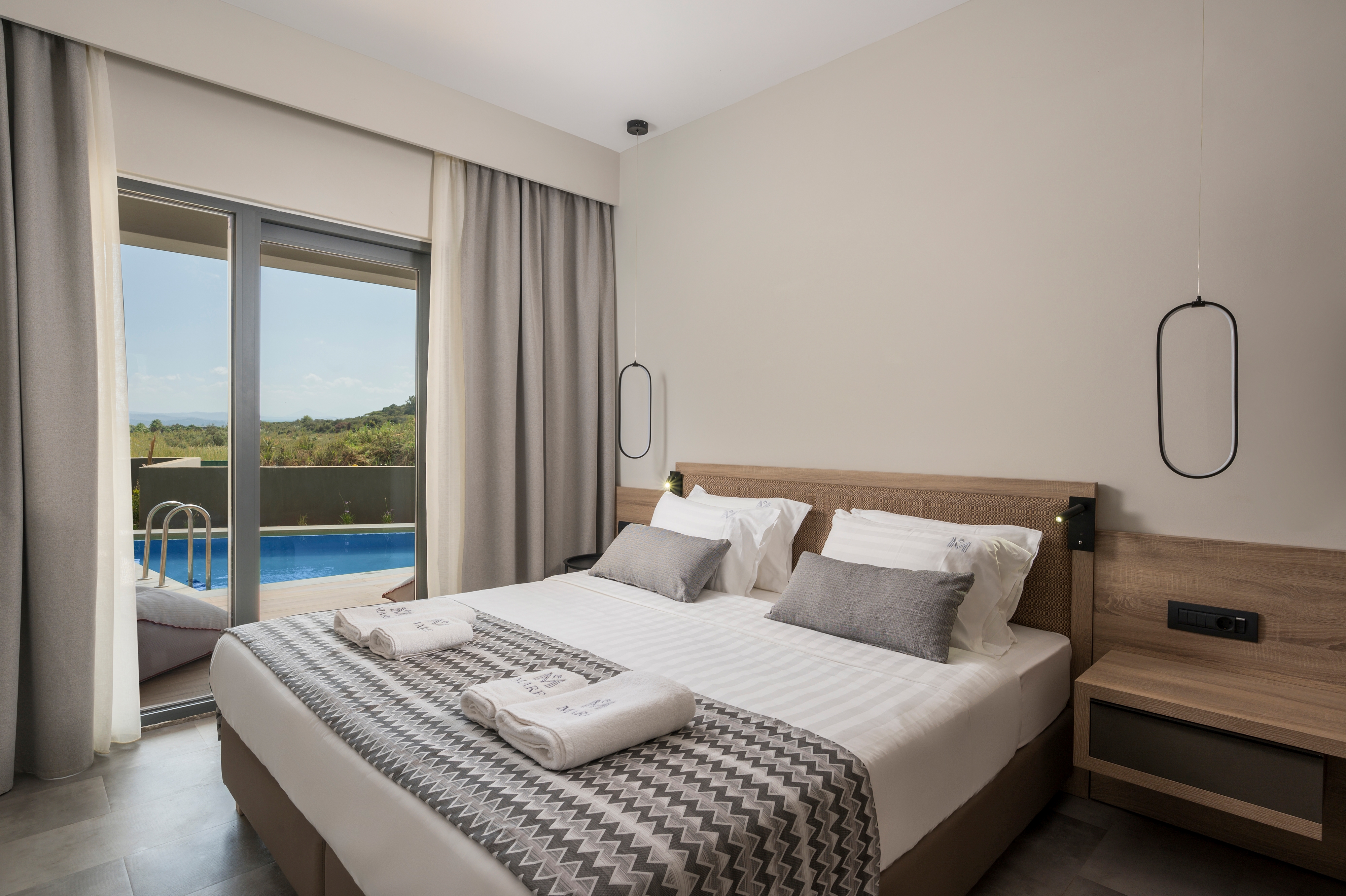 Double with Private Pool